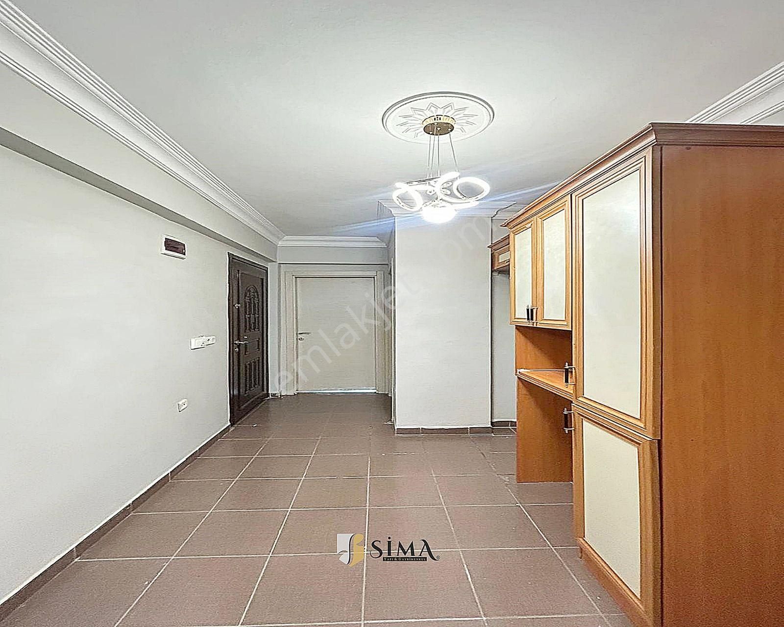 Cadde Üzeri Metrobüse 5dk! Aile Binasında Balkonlu Arakat Daire - Görsel 12