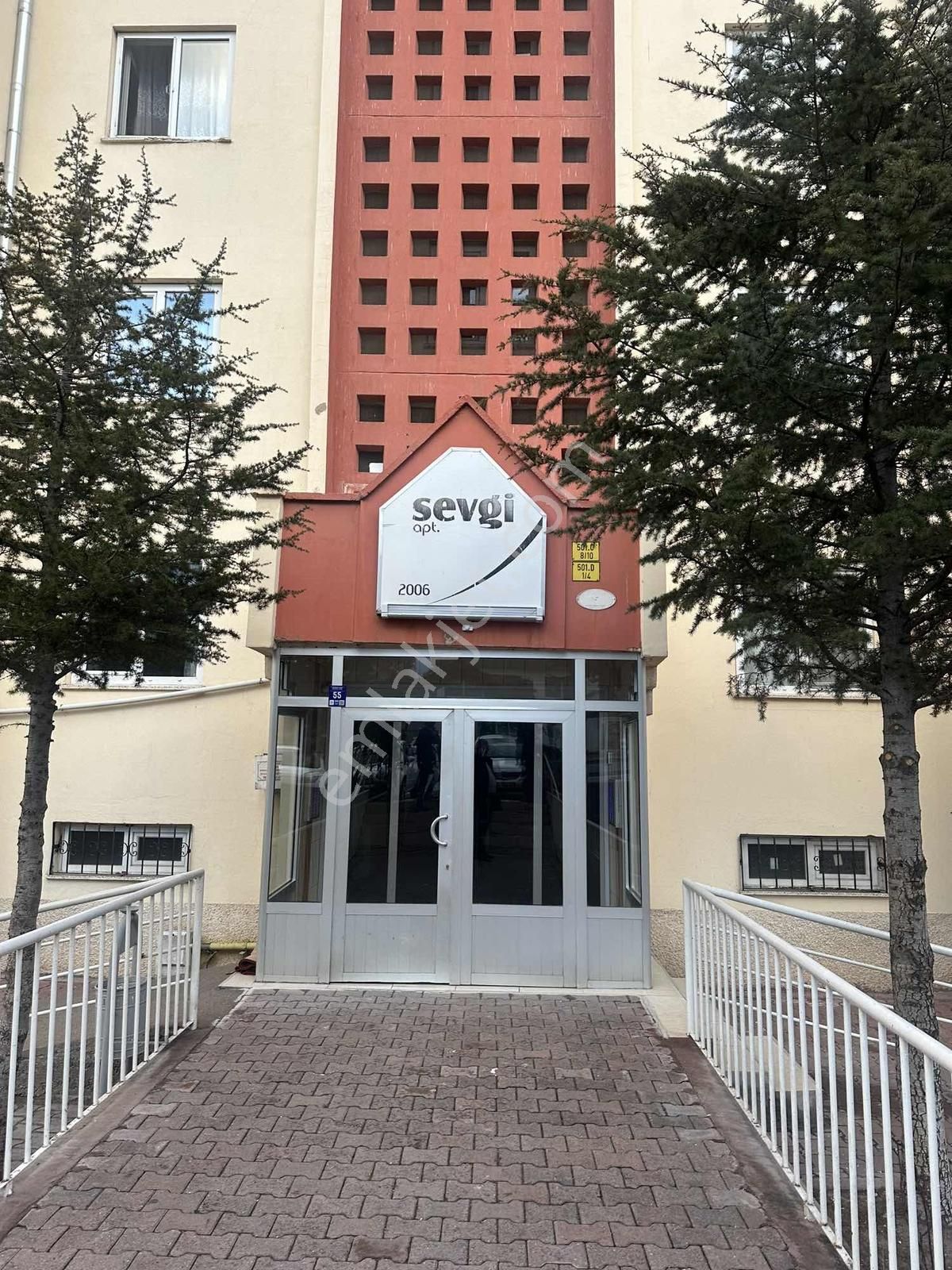 Serkent Eras Sitesi'nde Bulunan 3 + 1 Kiralık Daire Fırsatı - Görsel 11