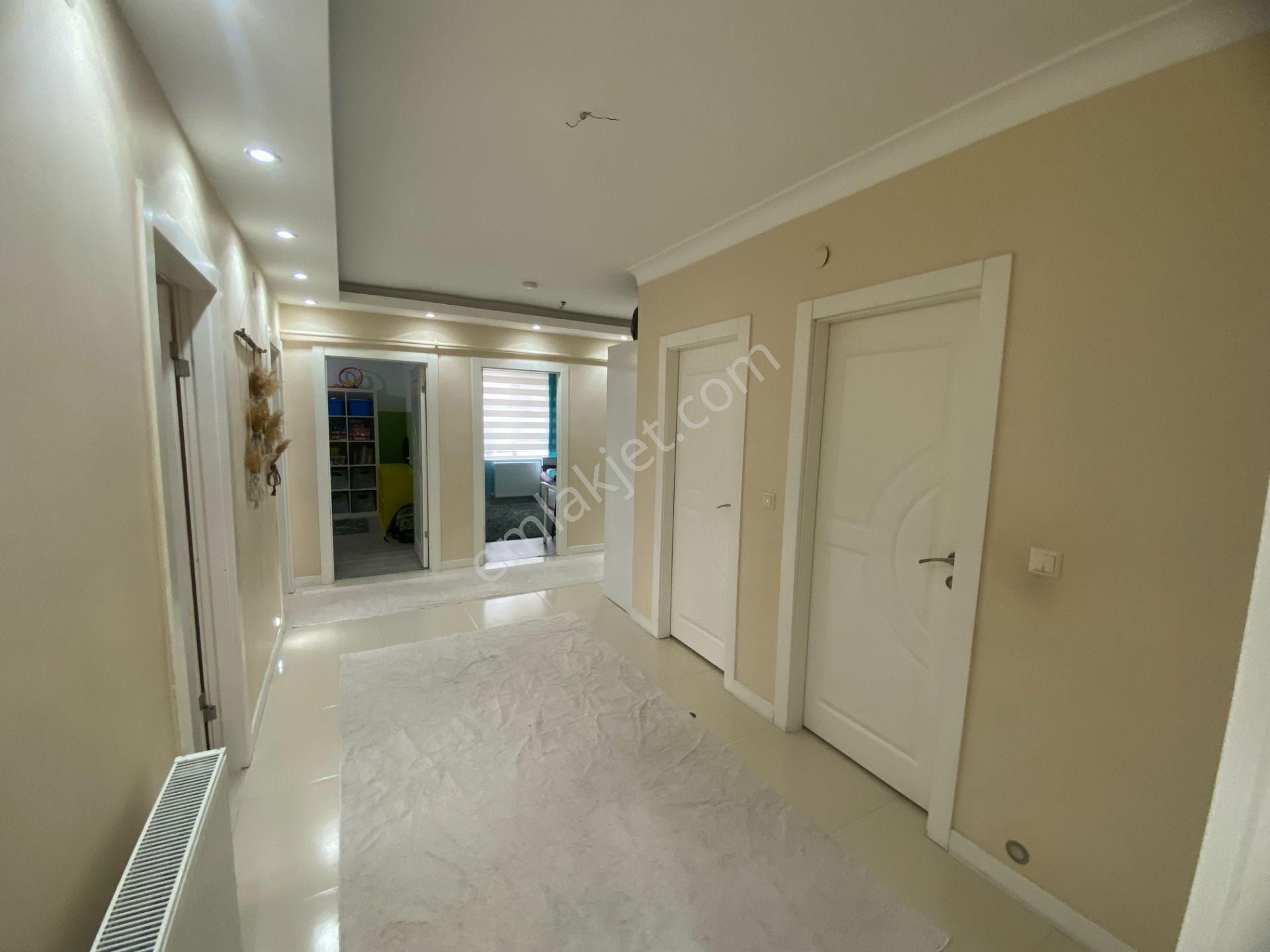 Sincan Yenikent 29 Ekimde 4+1 Satılık Ön Cephe Asansörlü Daire - Görsel 31