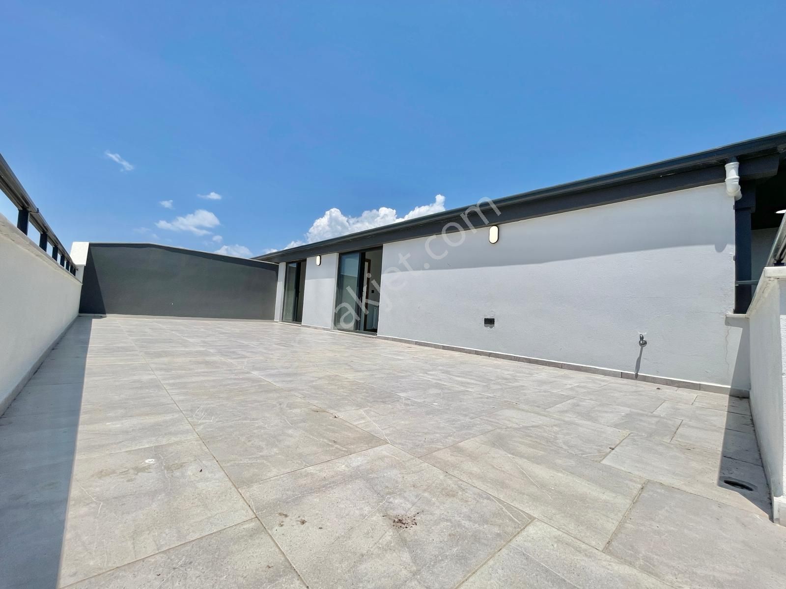 Berkay Demirel'den Altınkumda Teras Severler İçin 4+1 Dubleks - Görsel 27