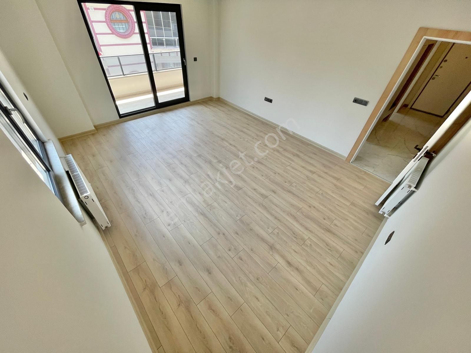 Berkay Demirel'den Altınkumda Teras Severler İçin 4+1 Dubleks - Görsel 32