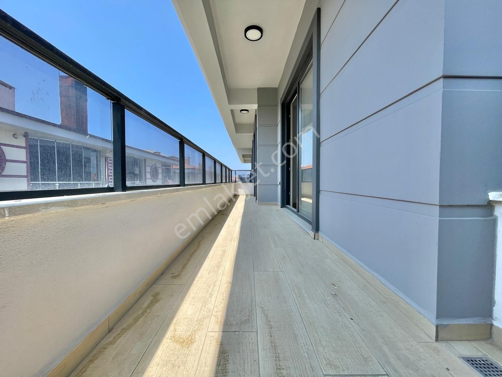 Berkay Demirel'den Altınkumda Teras Severler İçin 4+1 Dubleks - Görsel 15