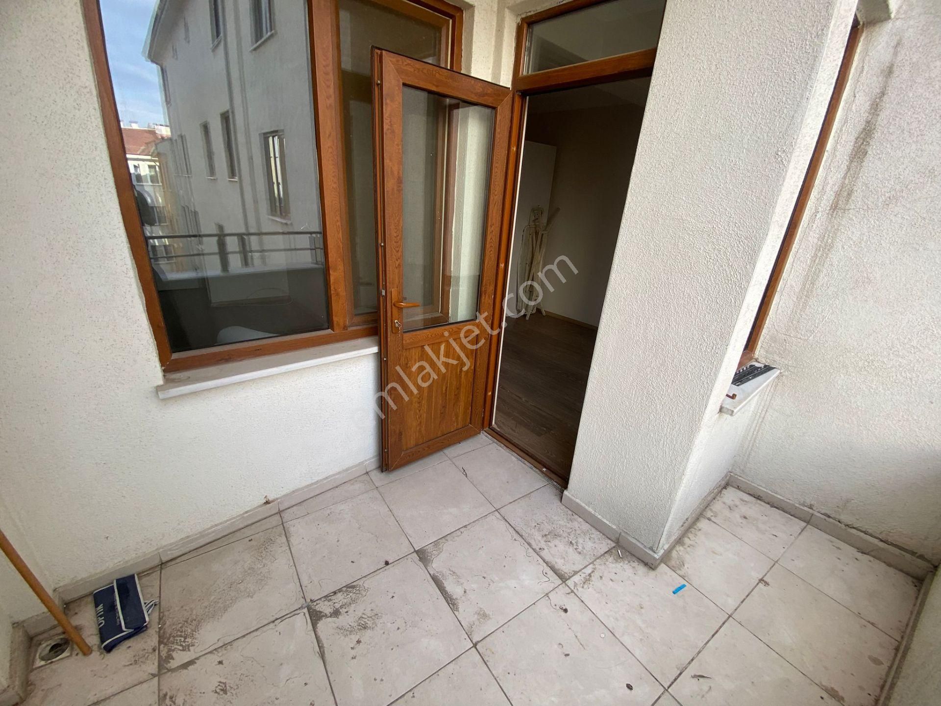 Halk Cd Üzeri Arakat Fırsat Çiftbalkon Asansörlü 130m² 3+1 Kk-2 - Görsel 19