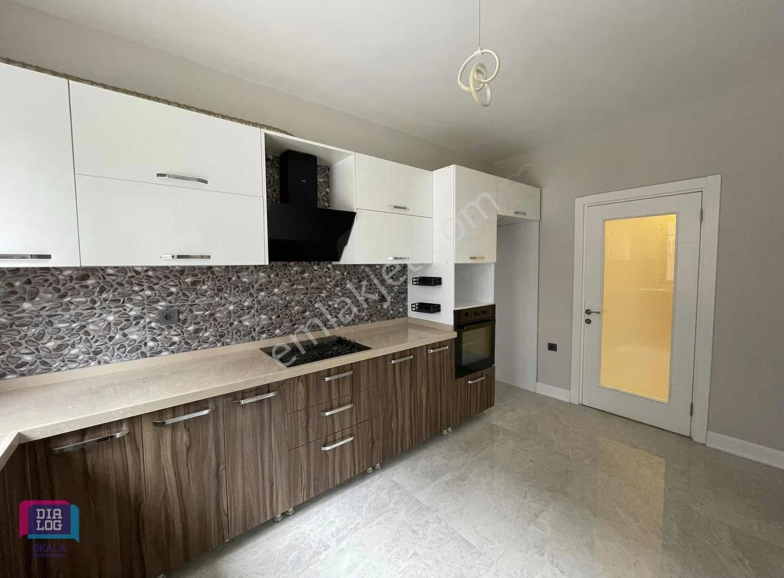 Dialog Skaladan İçi Full Yenilenmiş Ertuğrulda Satılık 3+1 Daire - Görsel 35