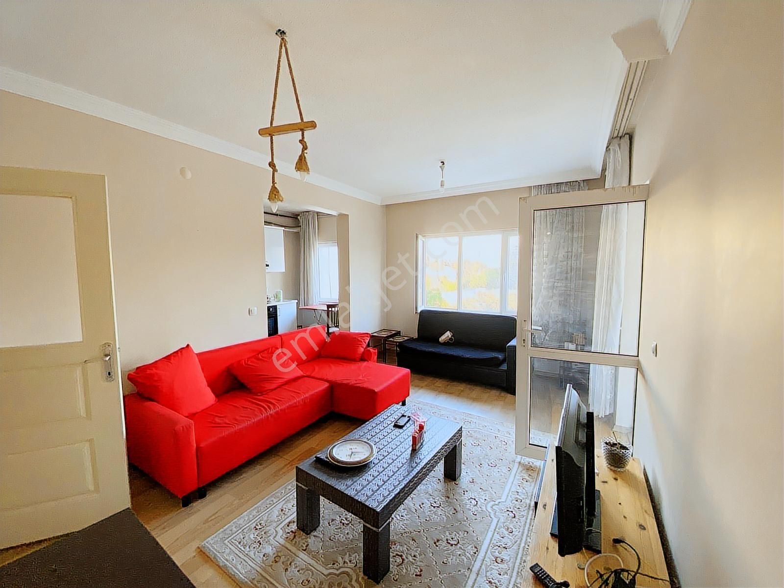 Altınevler'de, 2+1, Balkonlu, 4. Katta Eşyalı Satılık Daire! - Görsel 15