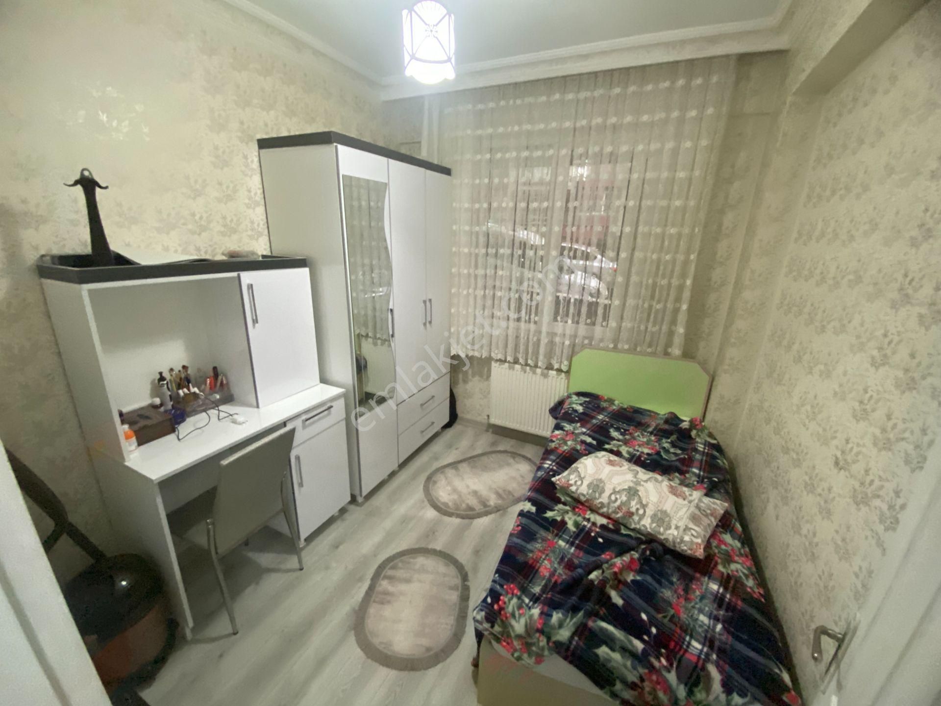 Alsancak Da Geniş Balkonlu Ön Cephe Masrafsız 115 M2 3+1 - Görsel 18