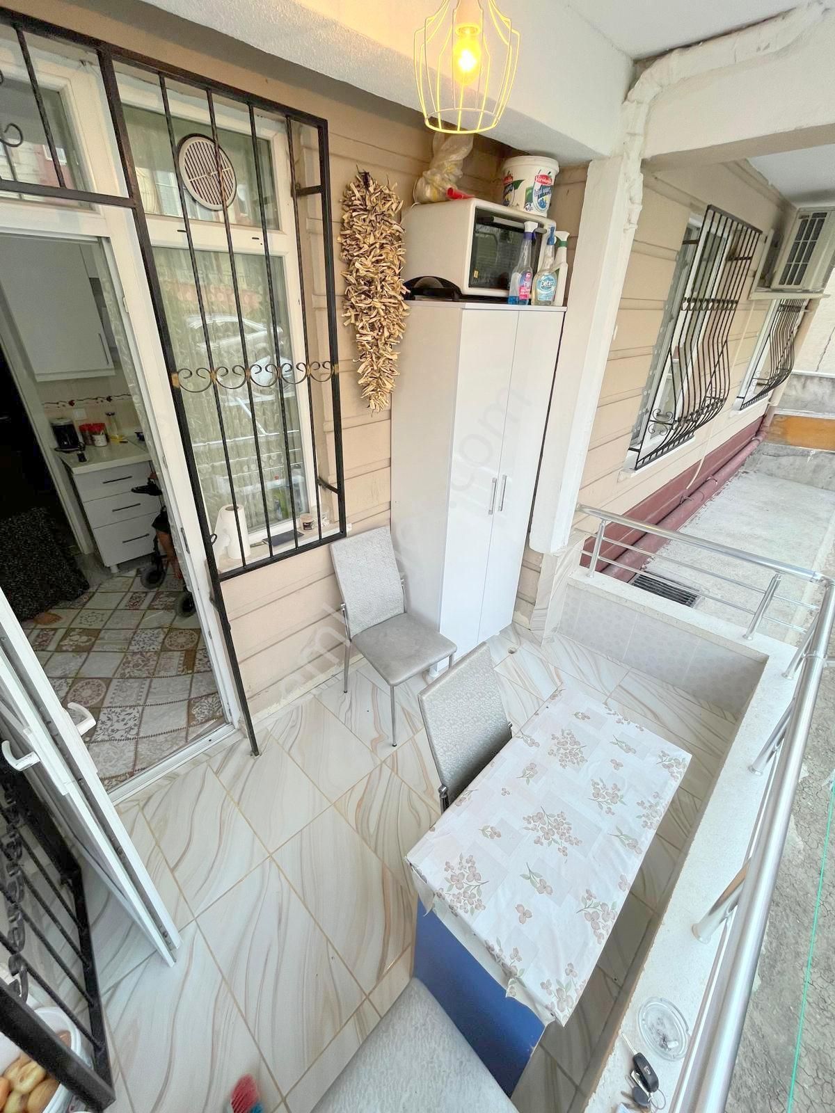 Alsancak Da Geniş Balkonlu Ön Cephe Masrafsız 115 M2 3+1 - Görsel 2