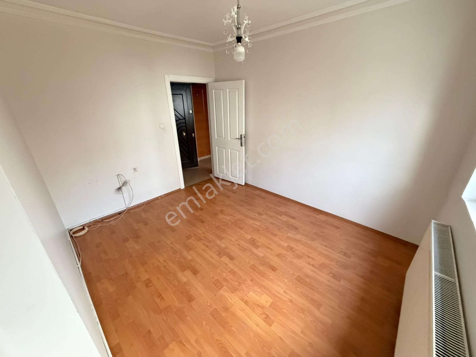 Kanuni Mahallesin'de Emsallerinin Altında Yapılı 3+1 Kupon Daire - Görsel 5