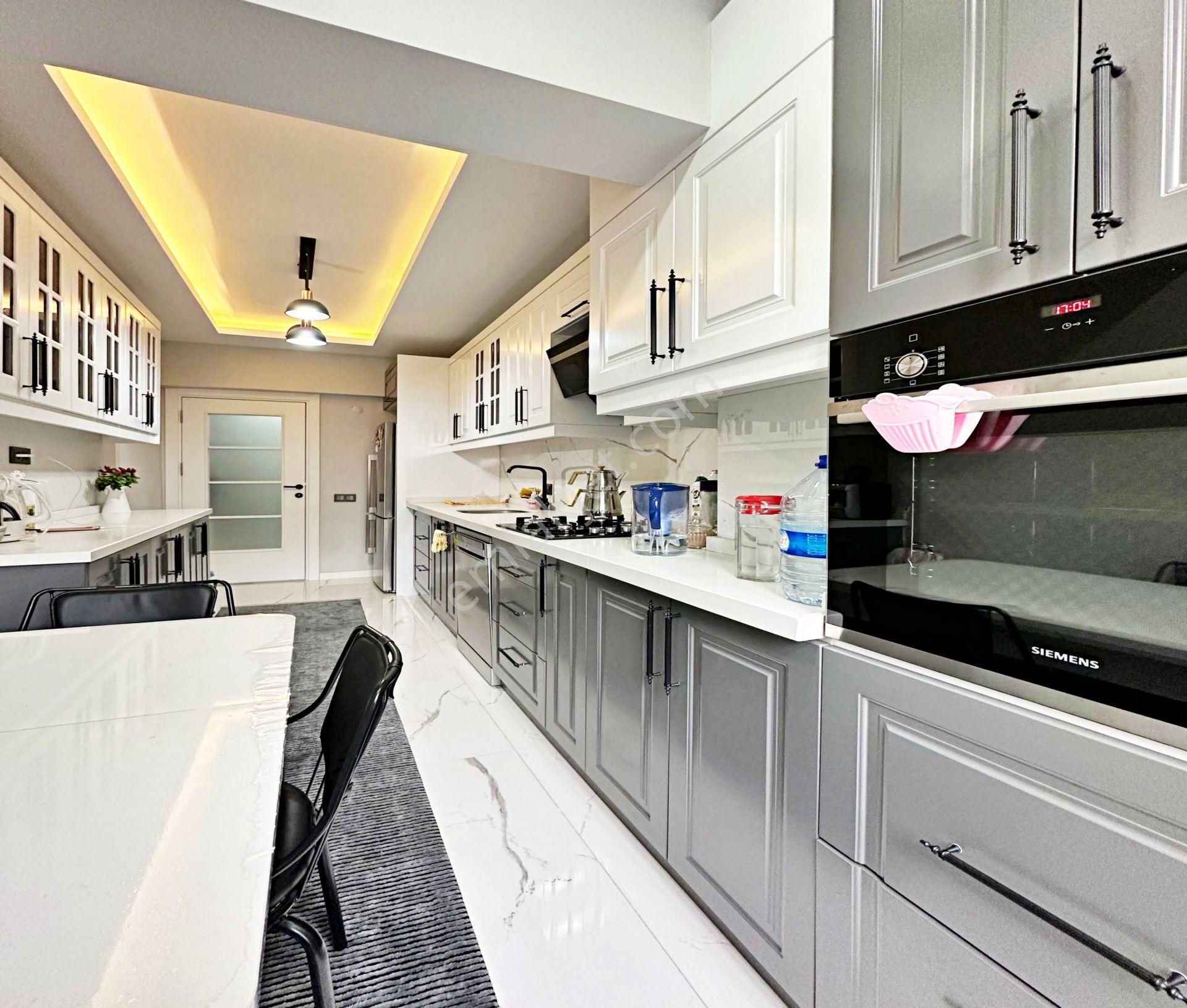 Barış Mahallesi Metrobüse Yakın Kat Mülkiyetli 3+1 Satılık Daire - Görsel 2