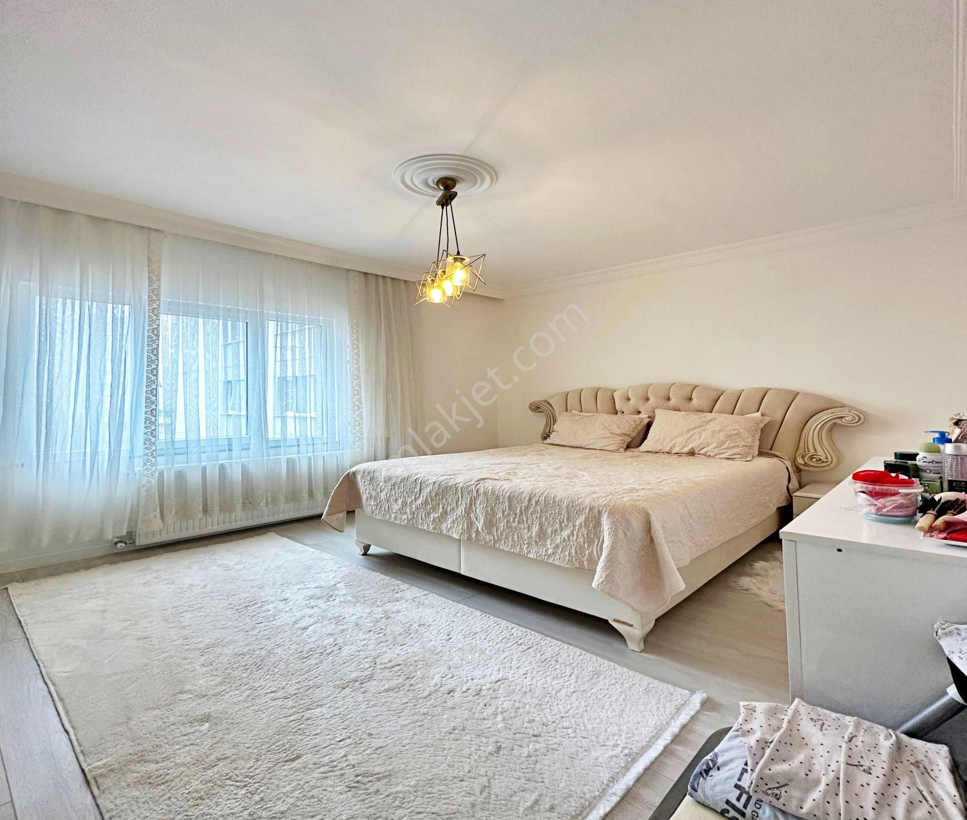 Barış Mahallesi Metrobüse Yakın Kat Mülkiyetli 3+1 Satılık Daire - Görsel 25