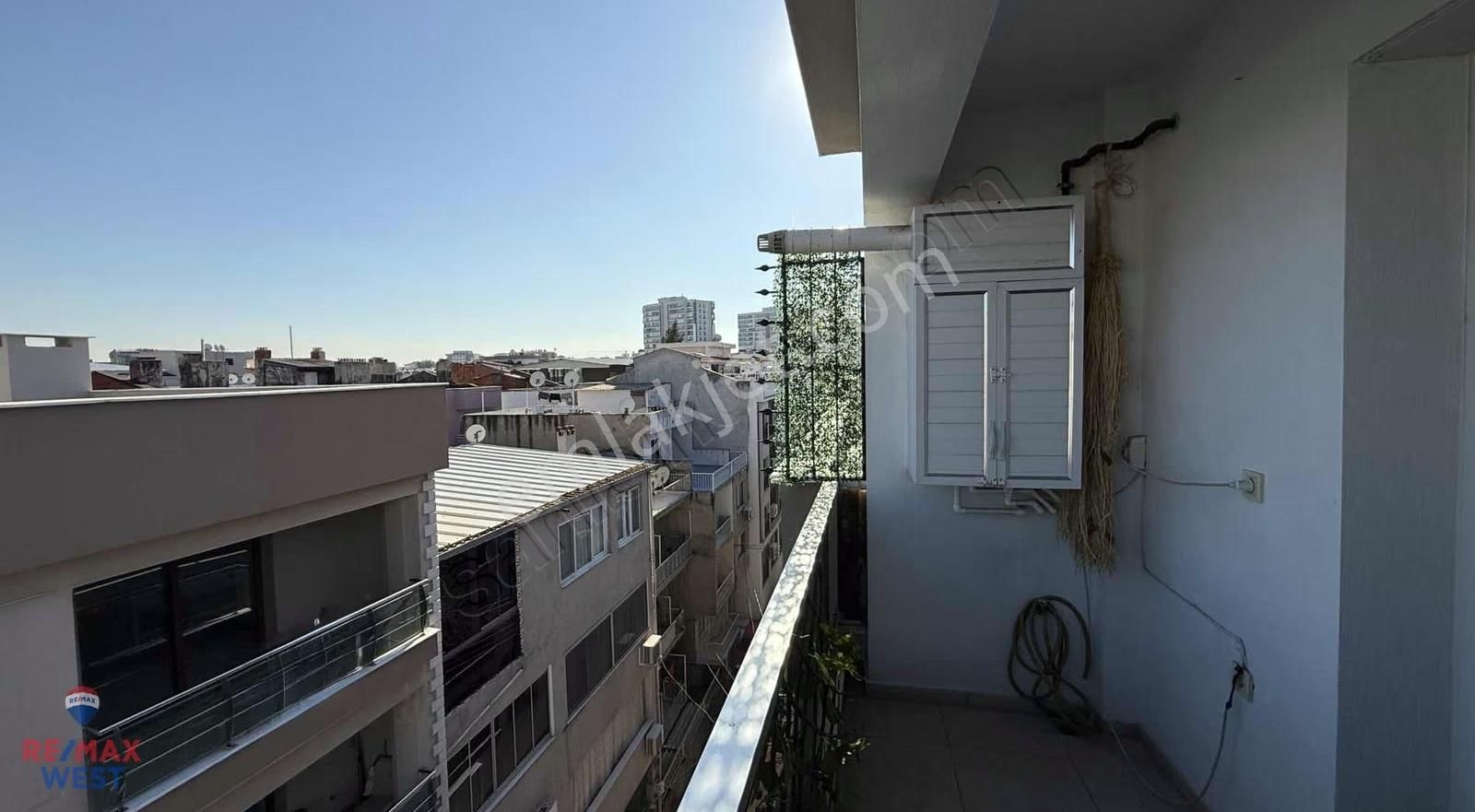 Karşıyaka Şemikler Mavi Şehir İzban Yakını 2 Banyolu Kiralık 2+1 - Görsel 15