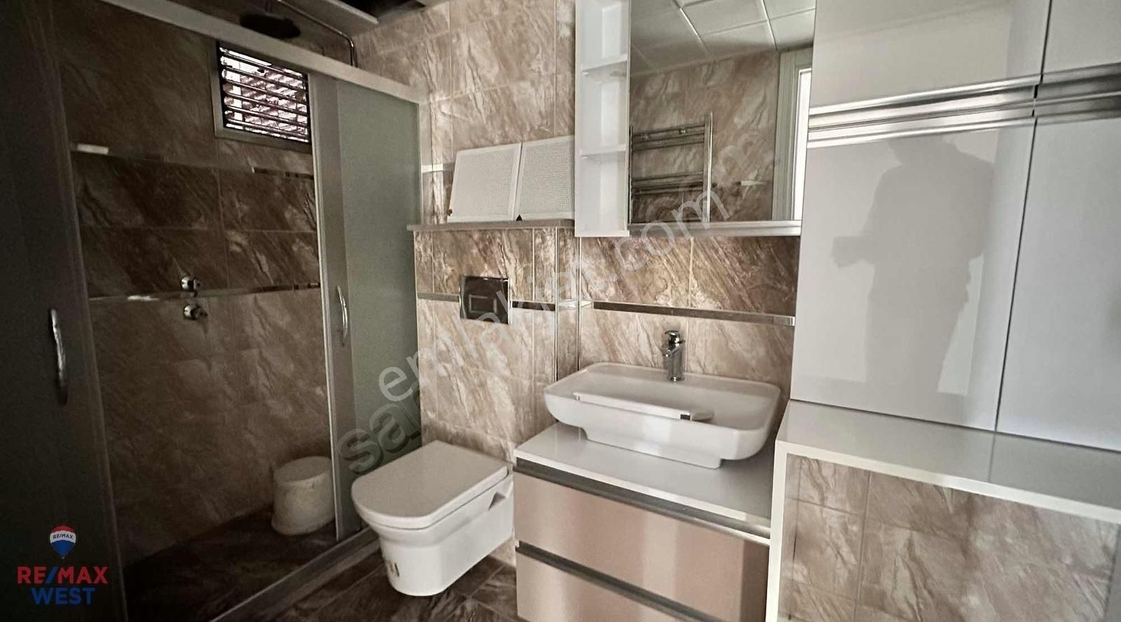 Karşıyaka Şemikler Mavi Şehir İzban Yakını 2 Banyolu Kiralık 2+1 - Görsel 19