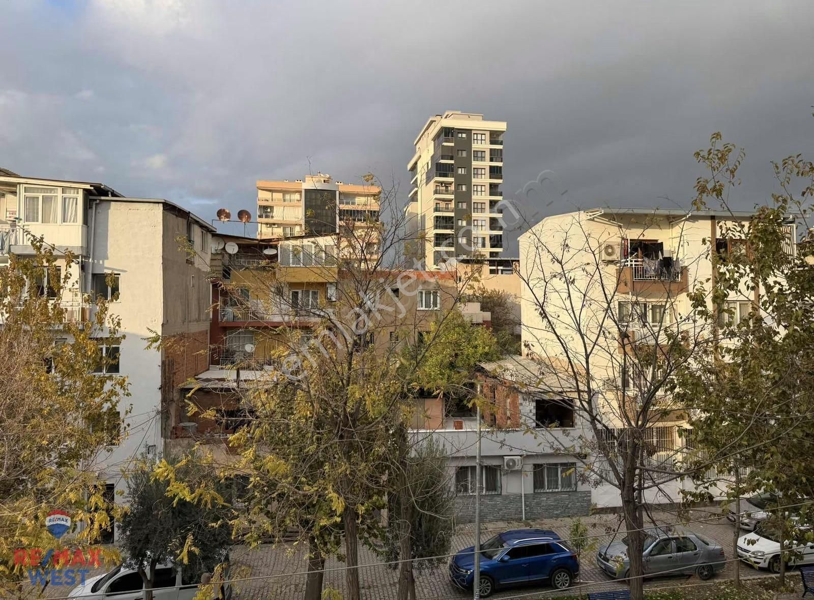 Bornova Koşukavak Ta Ful Tadilatlı 3+1 Daire - Görsel 10