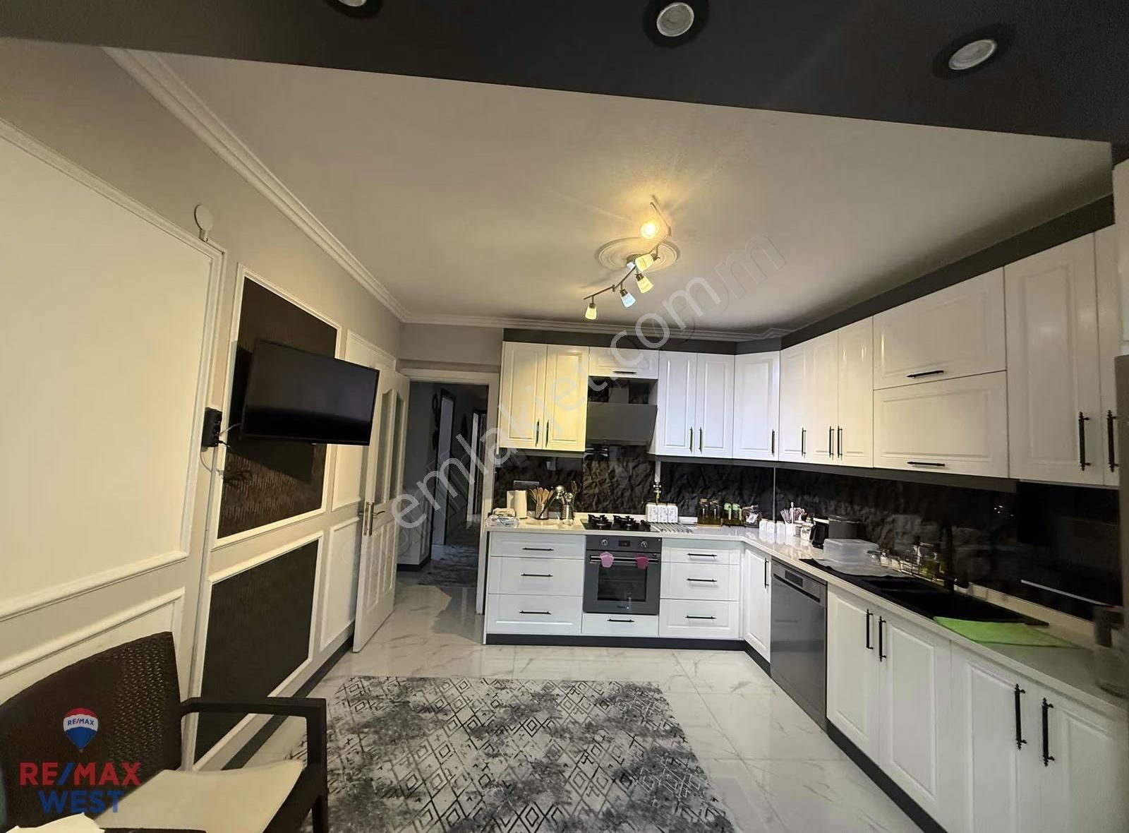 Bornova Koşukavak Ta Ful Tadilatlı 3+1 Daire - Görsel 8