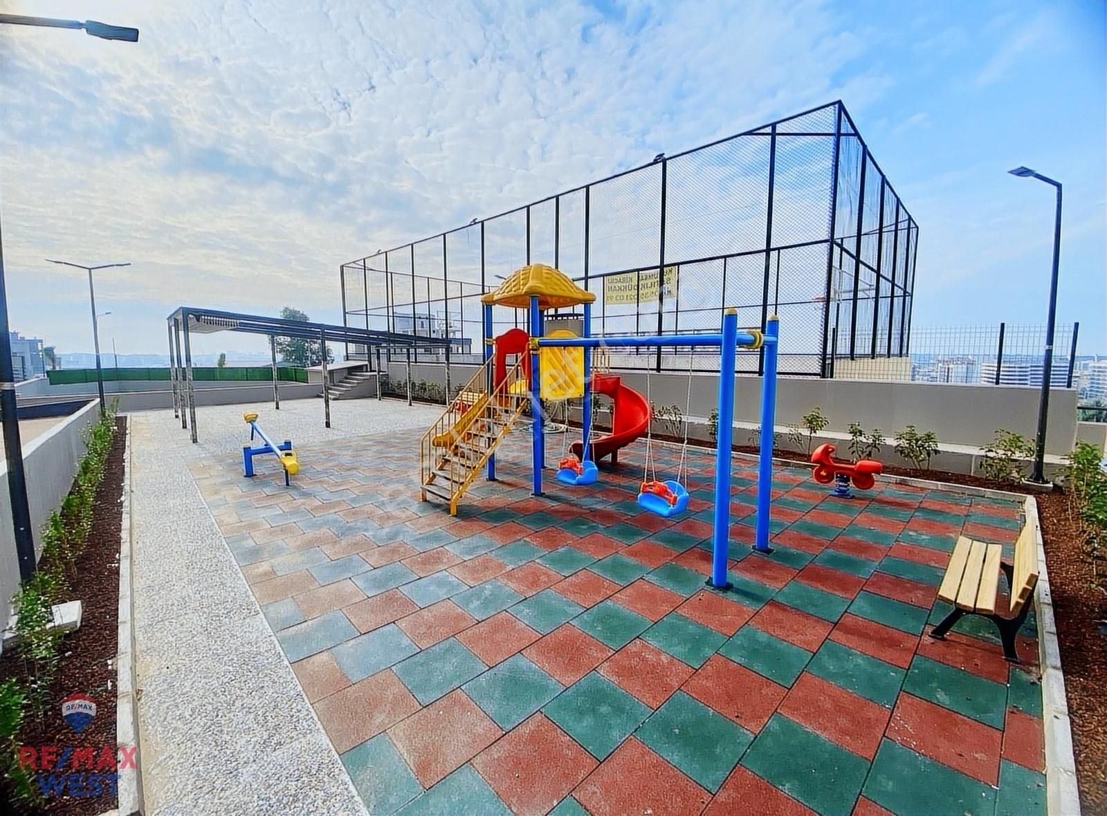 Çiğli Has Evler'de Kiralık 2+1 Daire - Görsel 4