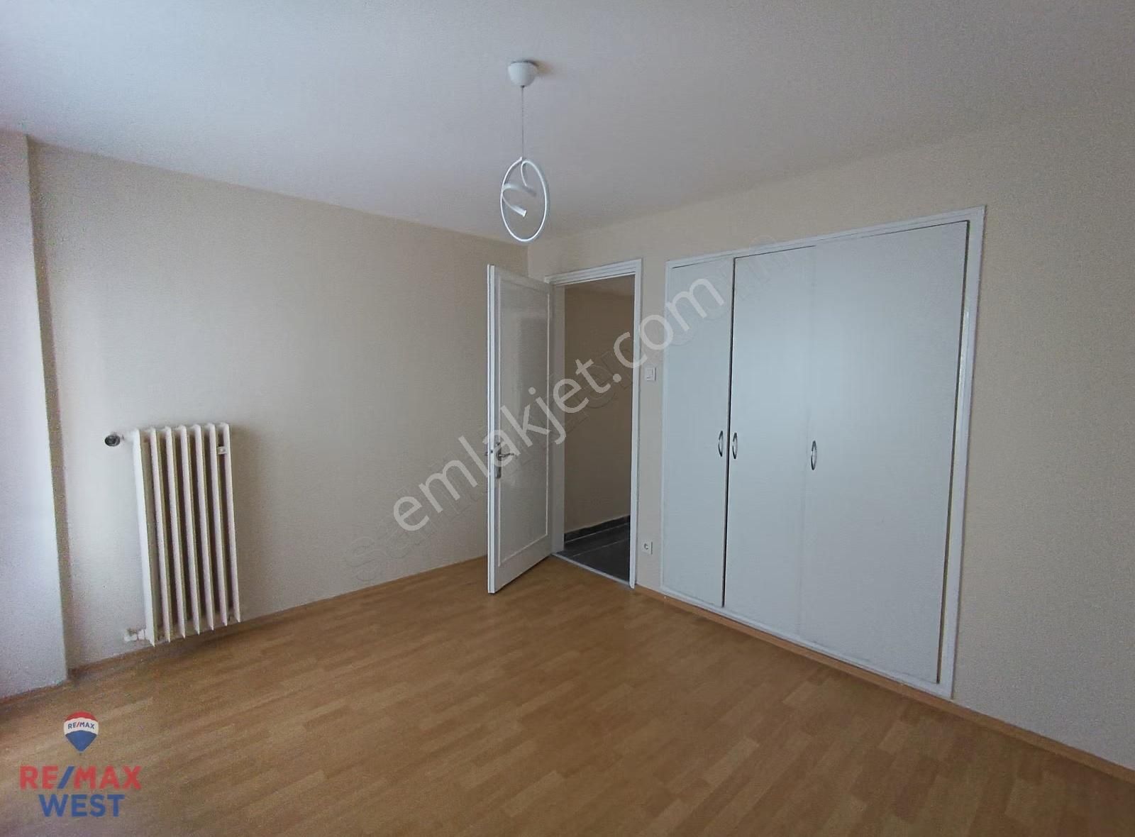 Atatürk Lisesi Arkası Yenilenmiş Kiralık Daire - Görsel 2