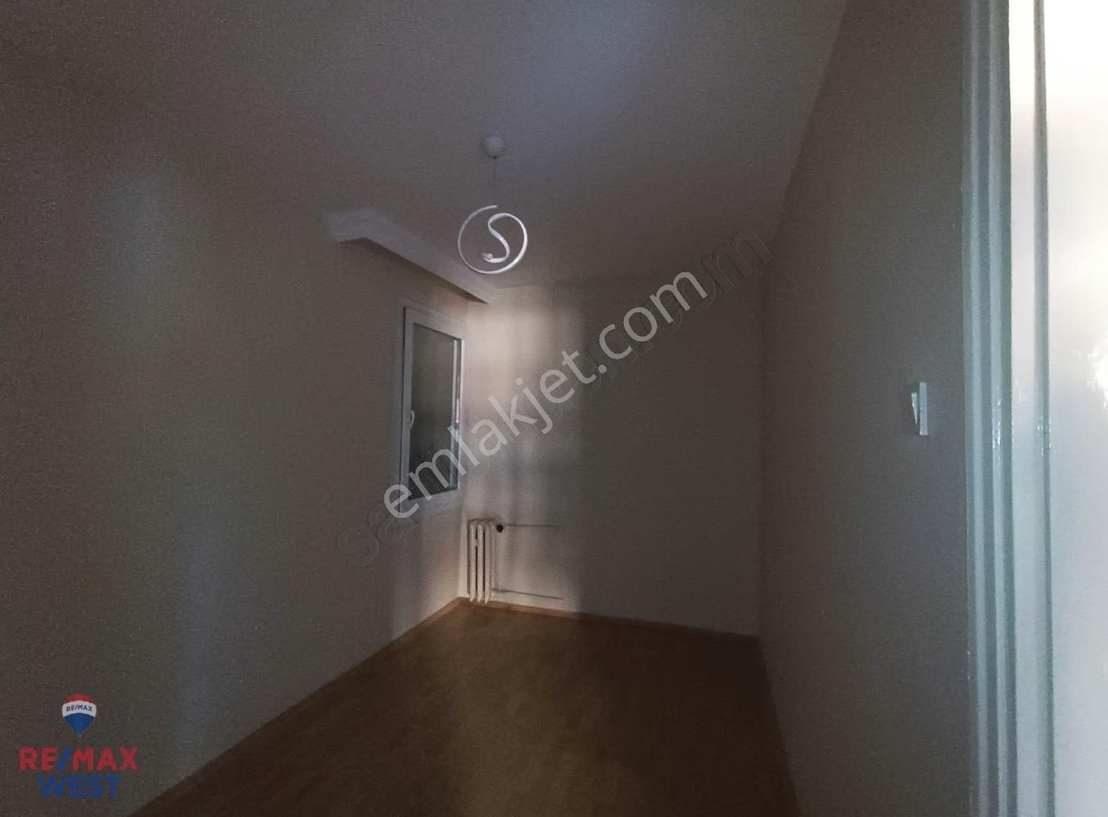 Atatürk Lisesi Arkası Yenilenmiş Kiralık Daire - Görsel 5