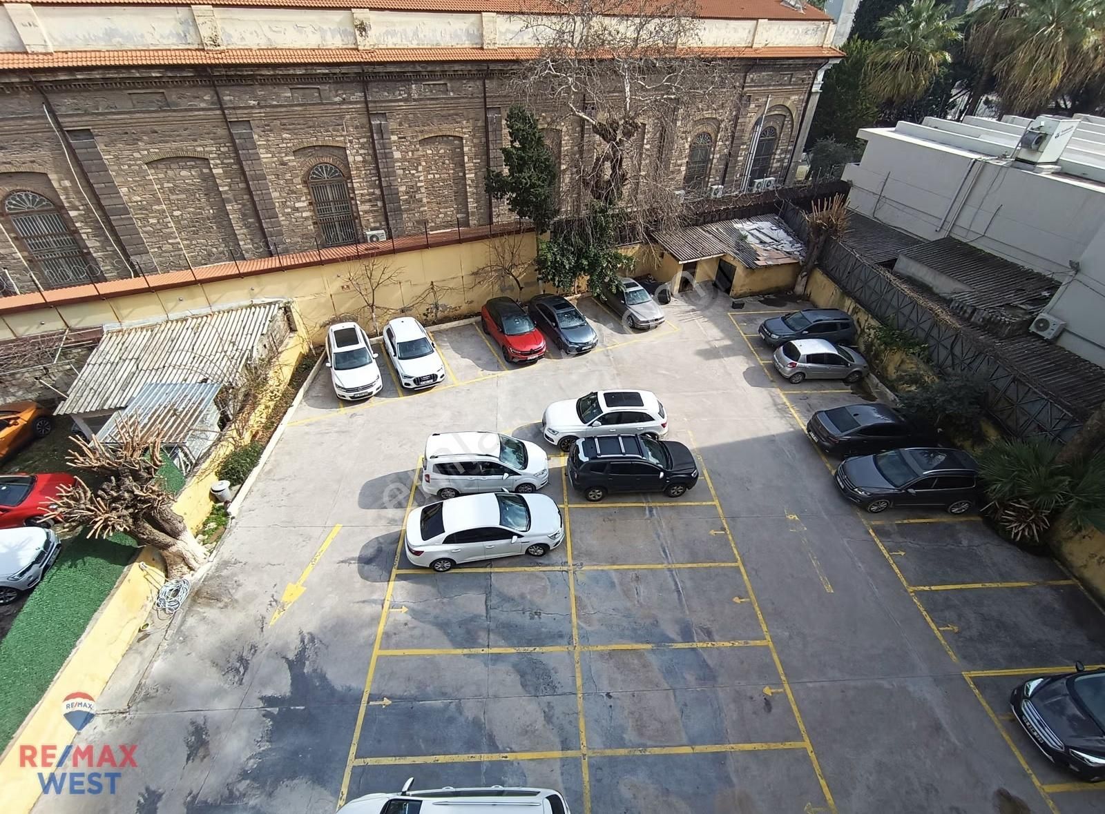 Atatürk Lisesi Arkası Yenilenmiş Kiralık Daire - Görsel 11