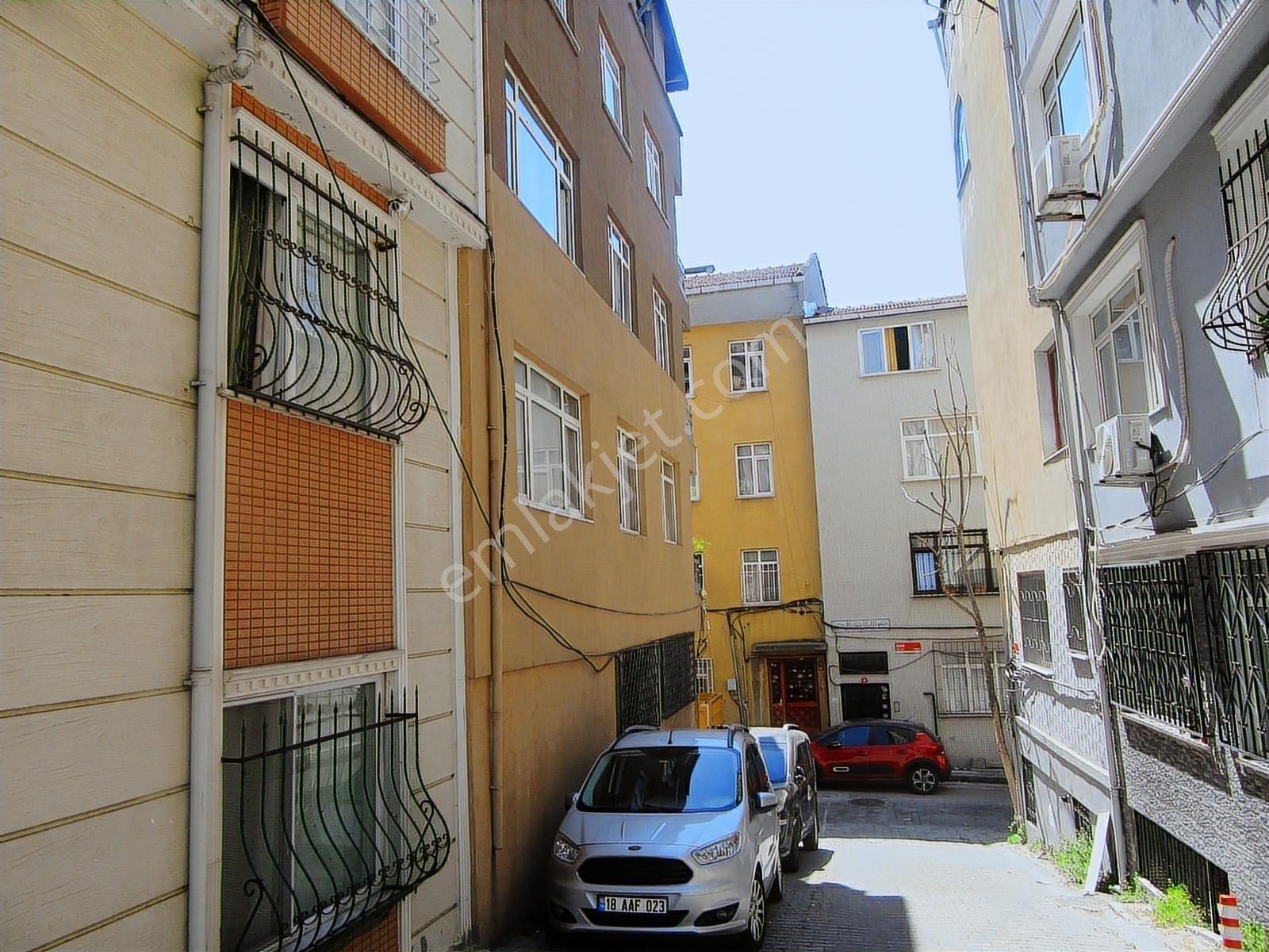 4.levent Çeliktepe Mahallesinde 3+1 125m2 Satılık Dubleks Daire - Görsel 9