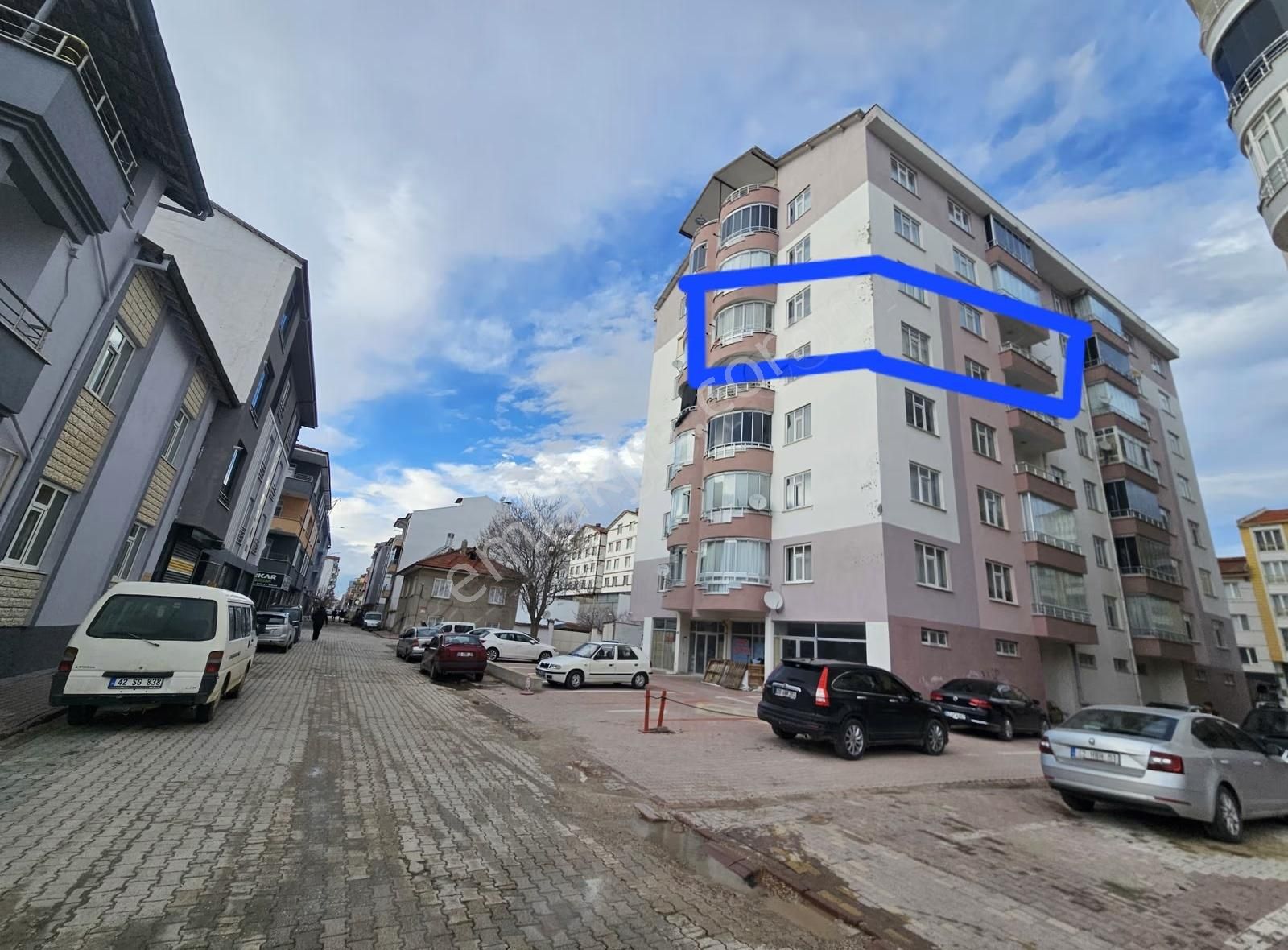 Ç.e.g Den Satılık Ara Kat Daire
