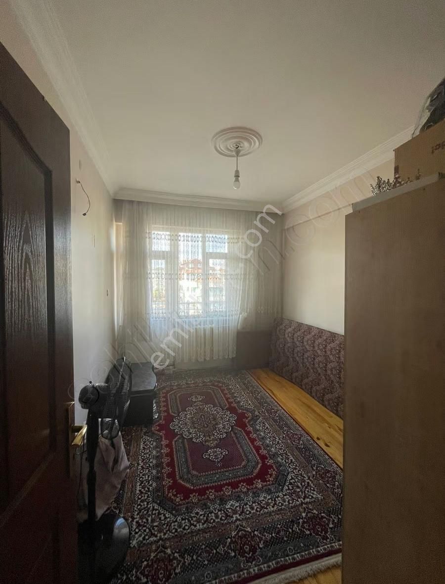 Akhüyük Sitesinde Arakat Acill Satılık Daire - Görsel 19