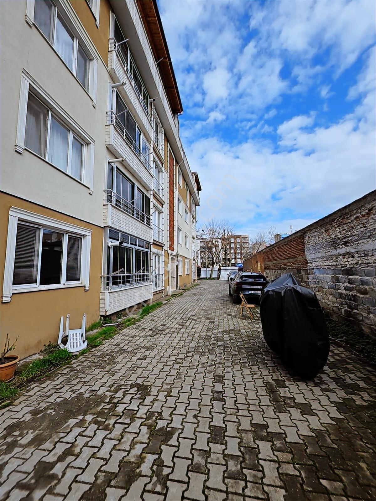 İnceoğlundan Öğretmen Evi Yanında Acil Satılık 3+1 Daire - Görsel 31