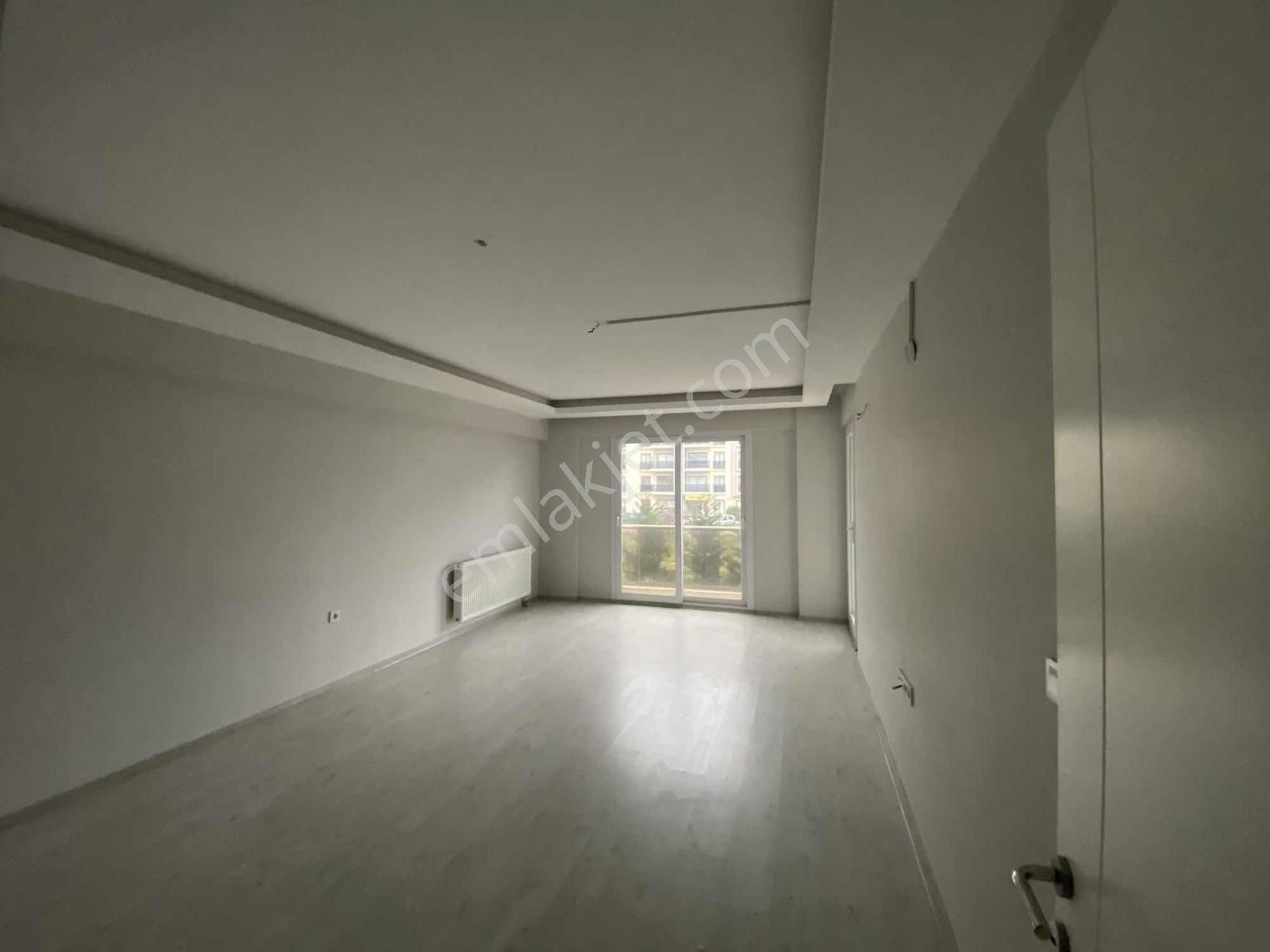 Torbalı Ertuğrul Mah Havuzlu Sitede Kiralık 3+1 Ara Kat Daire - Görsel 3