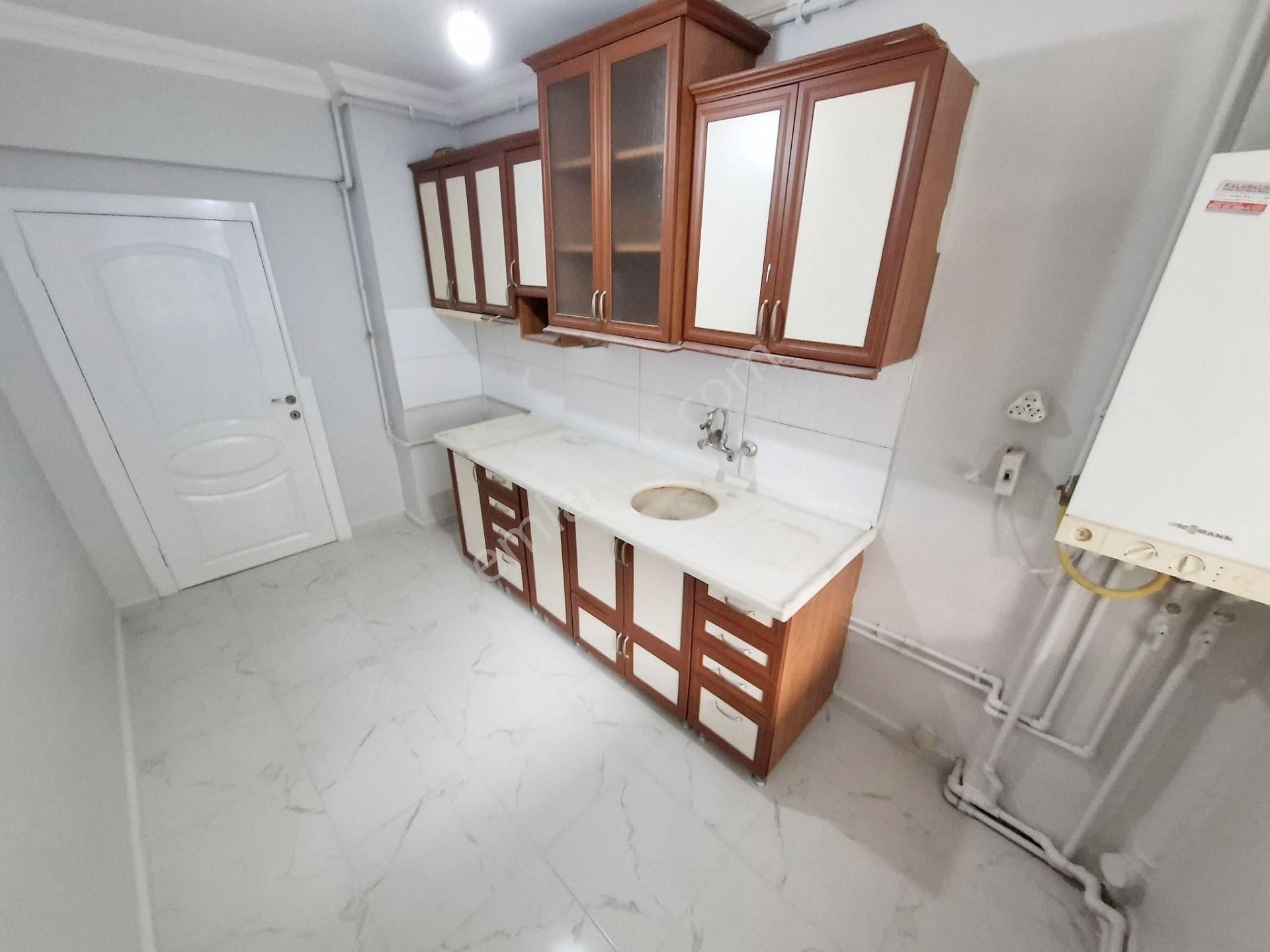 Gata & Şehir Has. Yakını 2+1 Masrafsız Balkonlu Bahçe Katı - Görsel 11