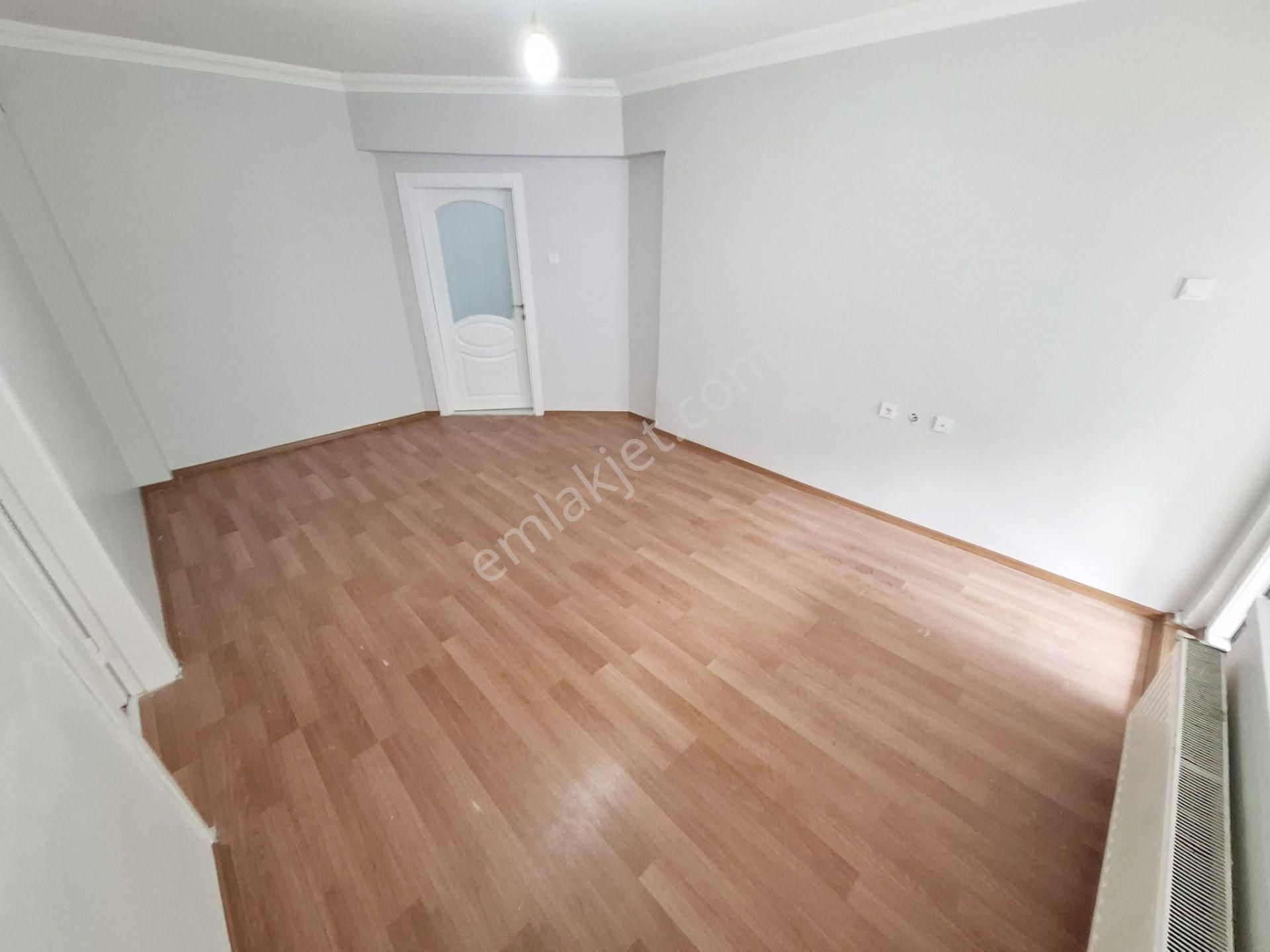 Gata & Şehir Has. Yakını 2+1 Masrafsız Balkonlu Bahçe Katı - Görsel 4