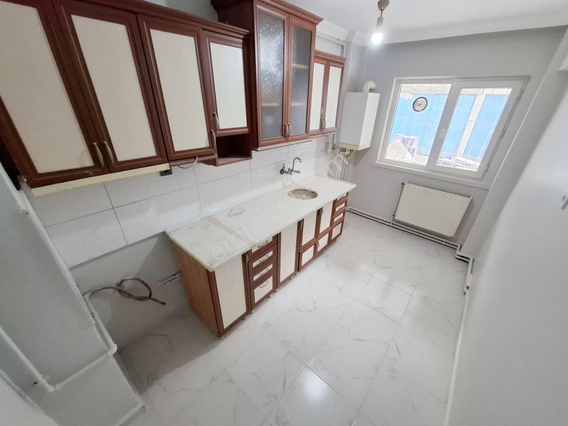 Gata & Şehir Has. Yakını 2+1 Masrafsız Balkonlu Bahçe Katı - Görsel 9