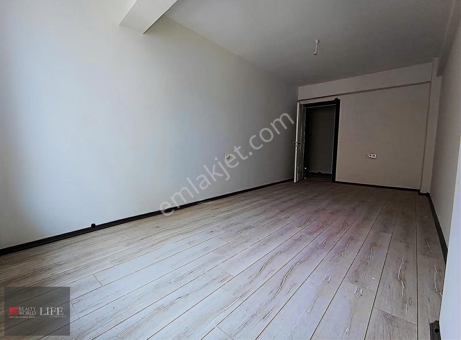 Rw Lıfe // Gökmeydan 19 Mayıs Cad.yakını Satılık Geniş 2+1 Daire - Görsel 13