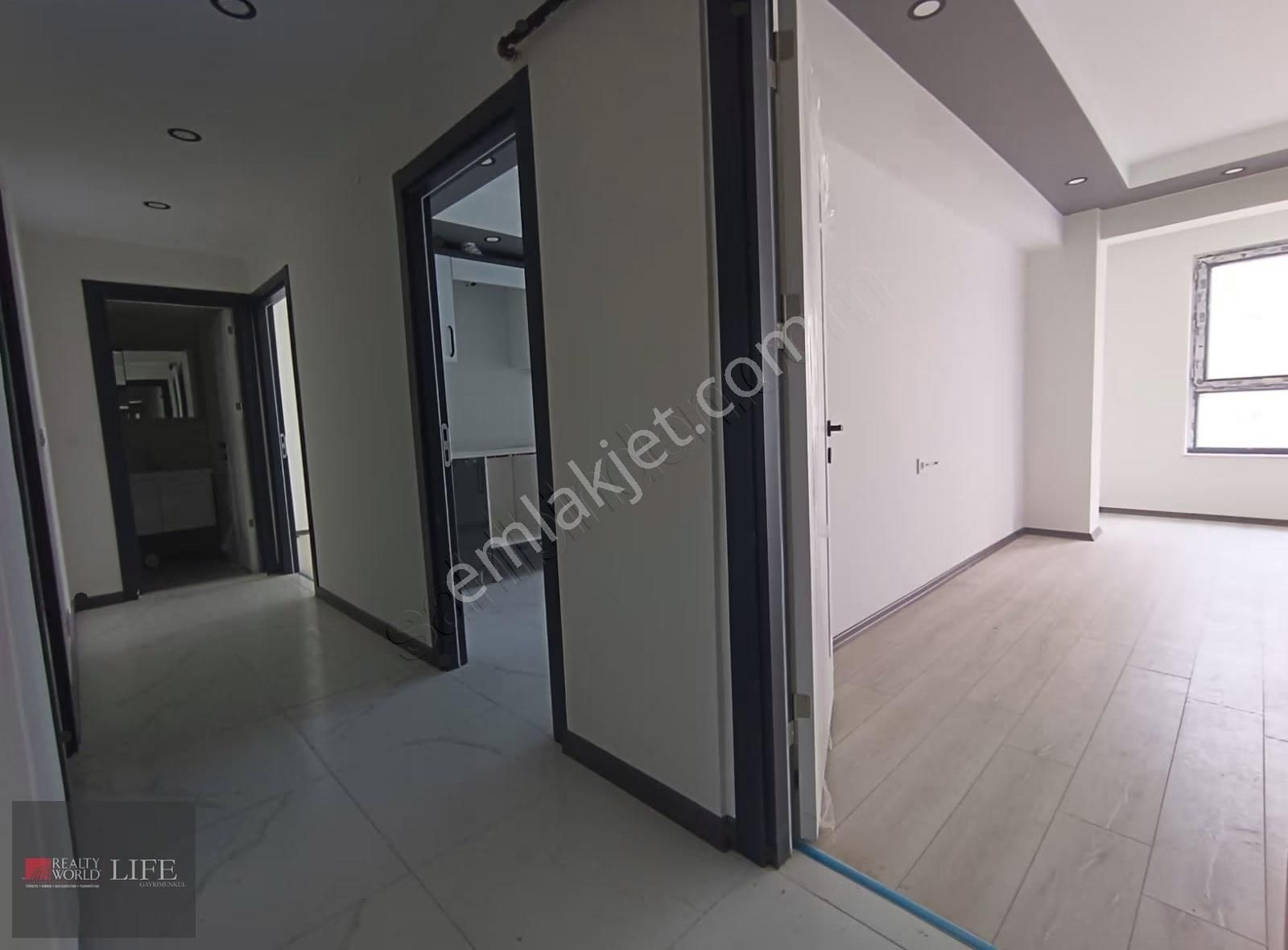 Rw Lıfe // Gökmeydan 19 Mayıs Cad.yakını Satılık Geniş 2+1 Daire - Görsel 7