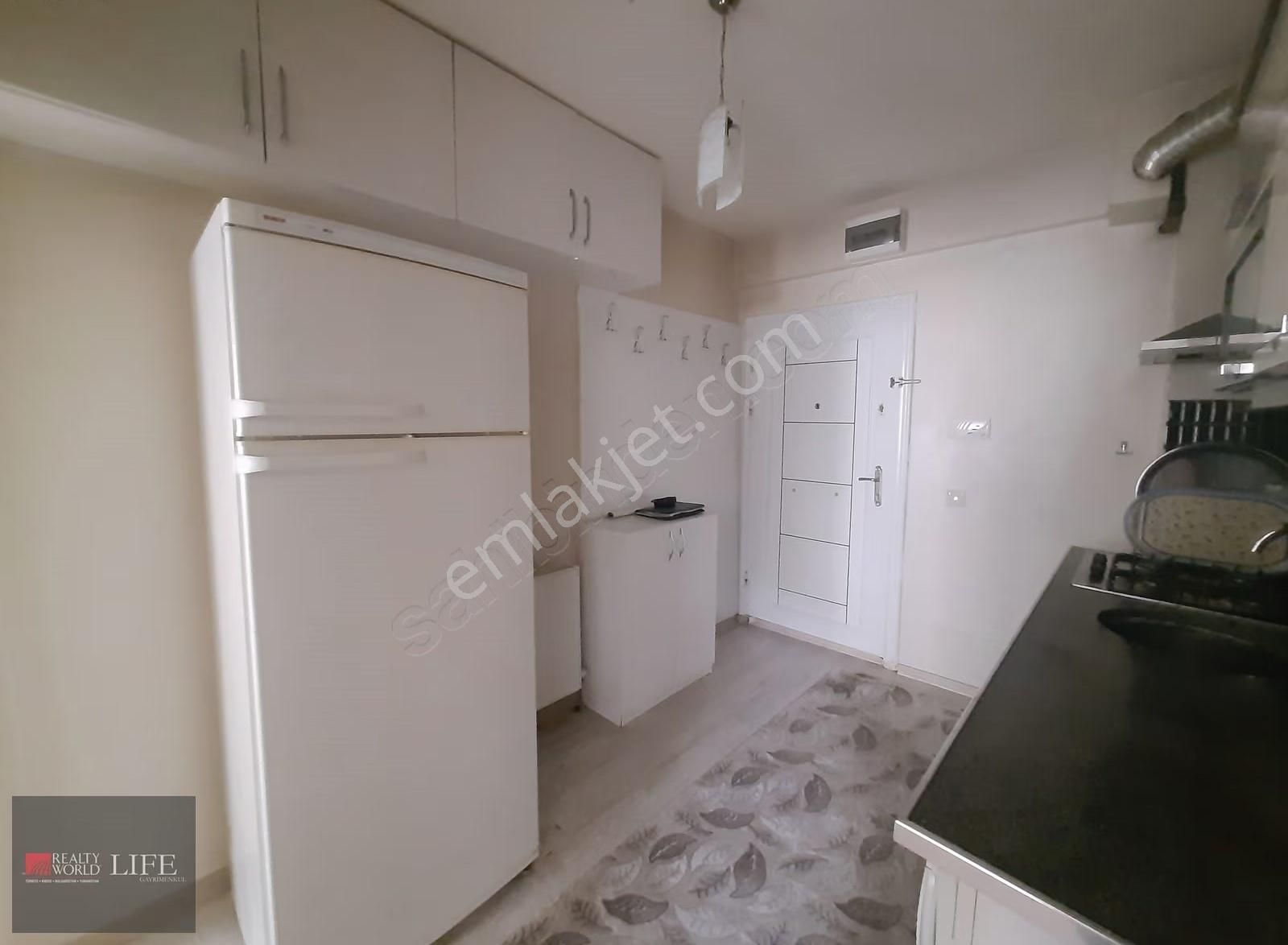 Rw Lıfe // Bahçelievler Mh Şafaklar Sk Kiralık 1+1 Eşyalı Apart - Görsel 5