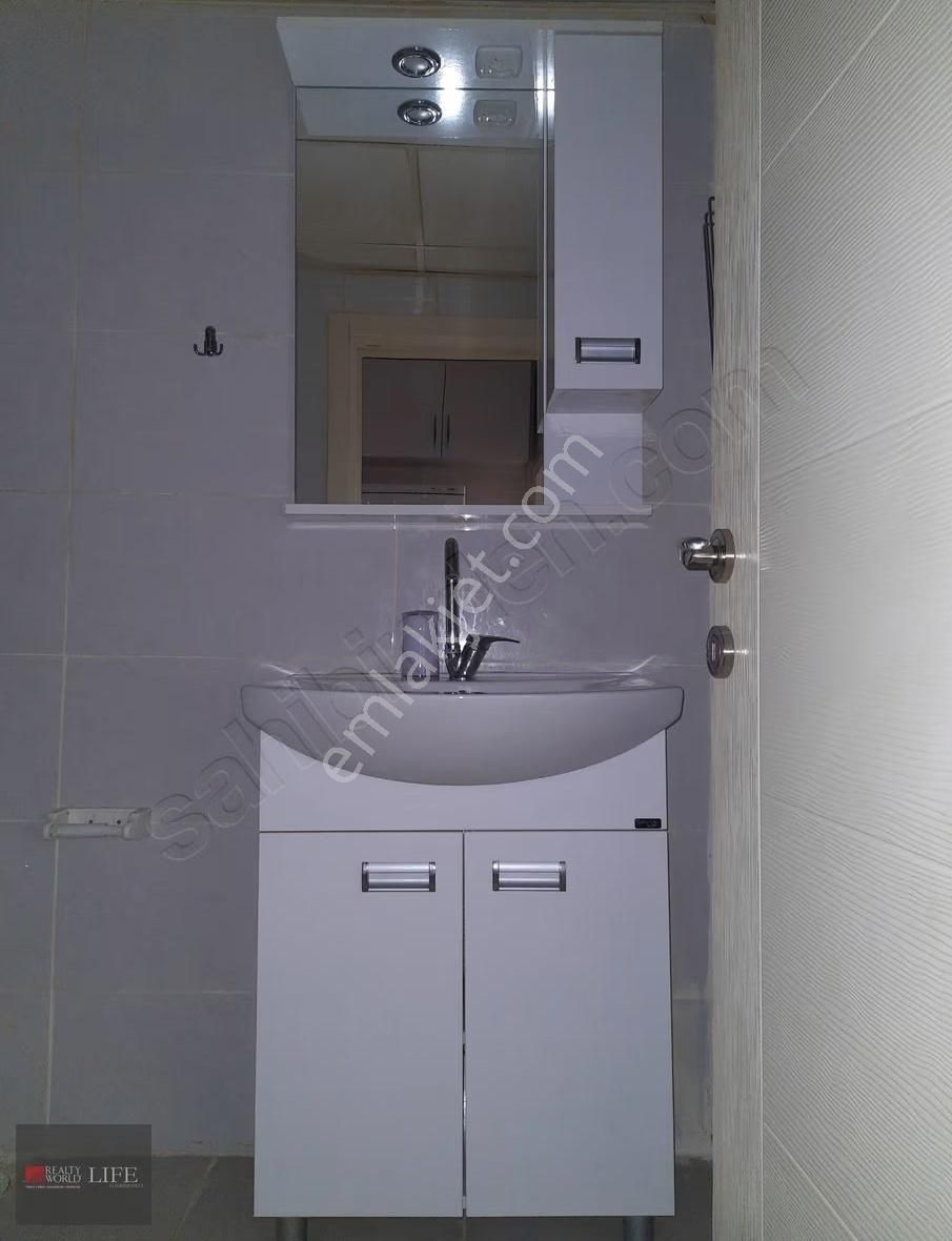 Rw Lıfe // Bahçelievler Mh Şafaklar Sk Kiralık 1+1 Eşyalı Apart - Görsel 23