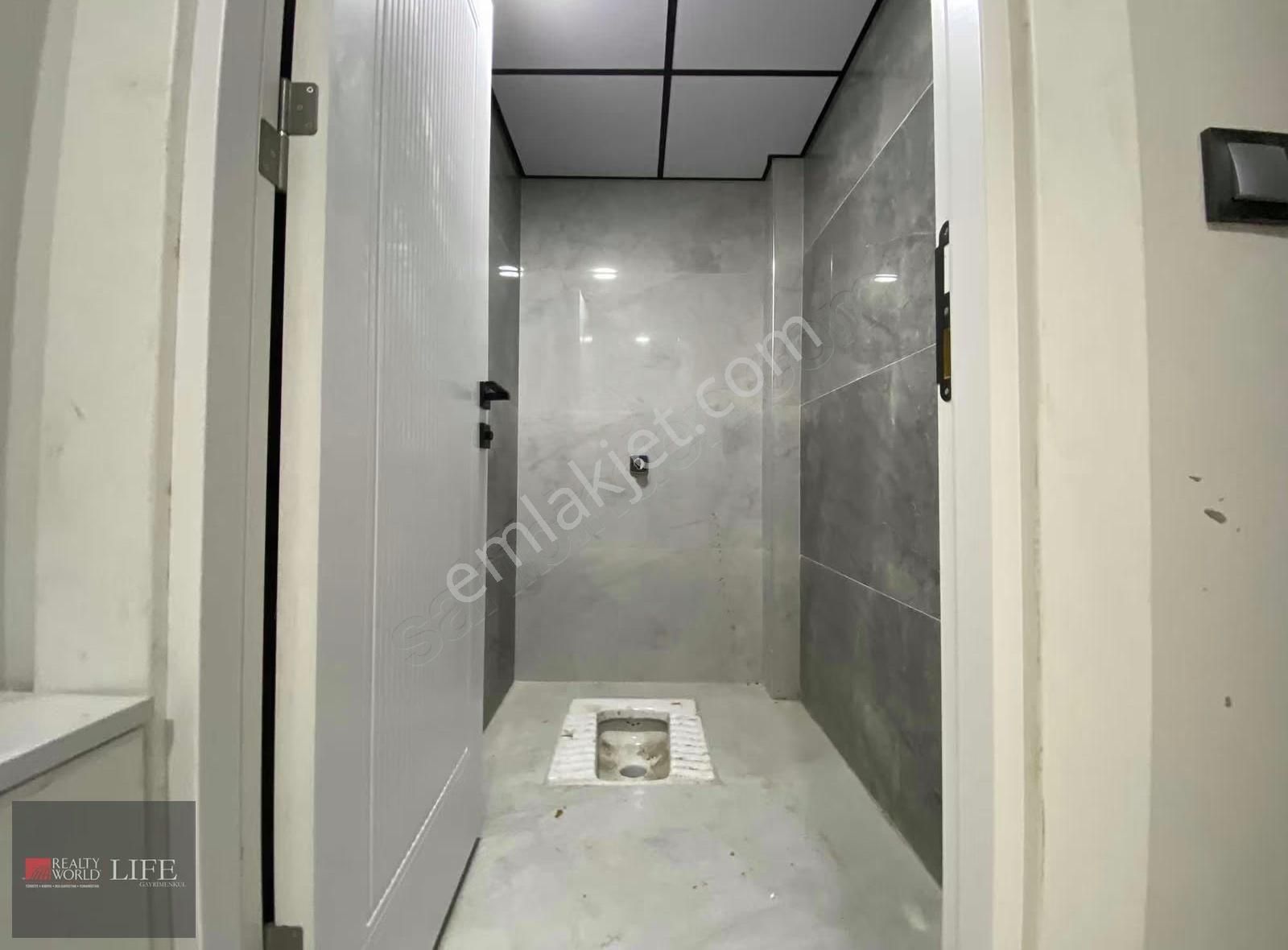Rw Lıfe // Çamlıca Mh. Özel Garajlı Lüx 5+1 Dubleks Daire - Görsel 4