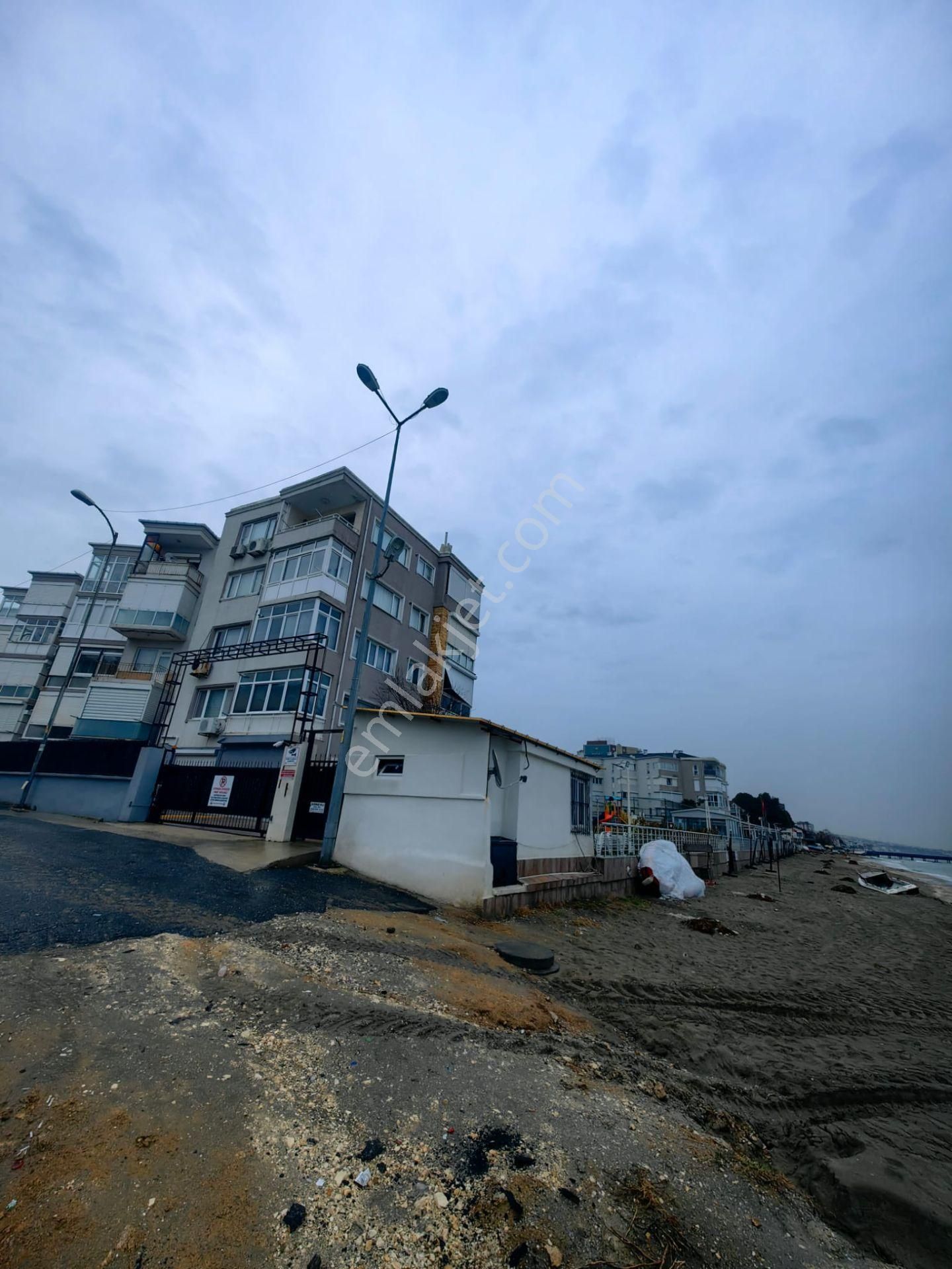 Kumburgaz Kiralık Full Deniz Manzaralı 2+1 Daire - Görsel 2