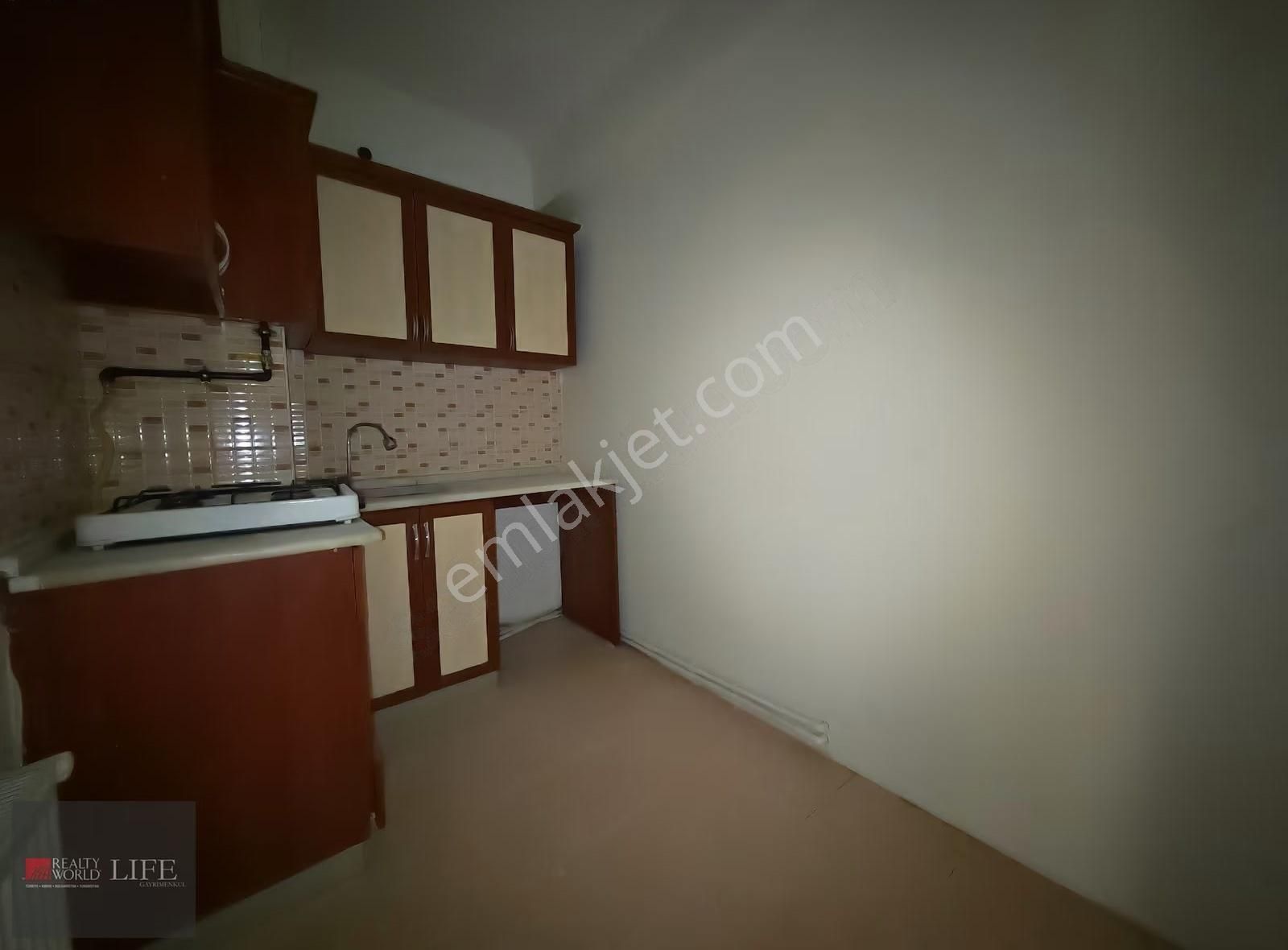 Rw Lıfe// Yenibağlar Mh. Asansörlü 1+1 Kiralık Daire - Görsel 22