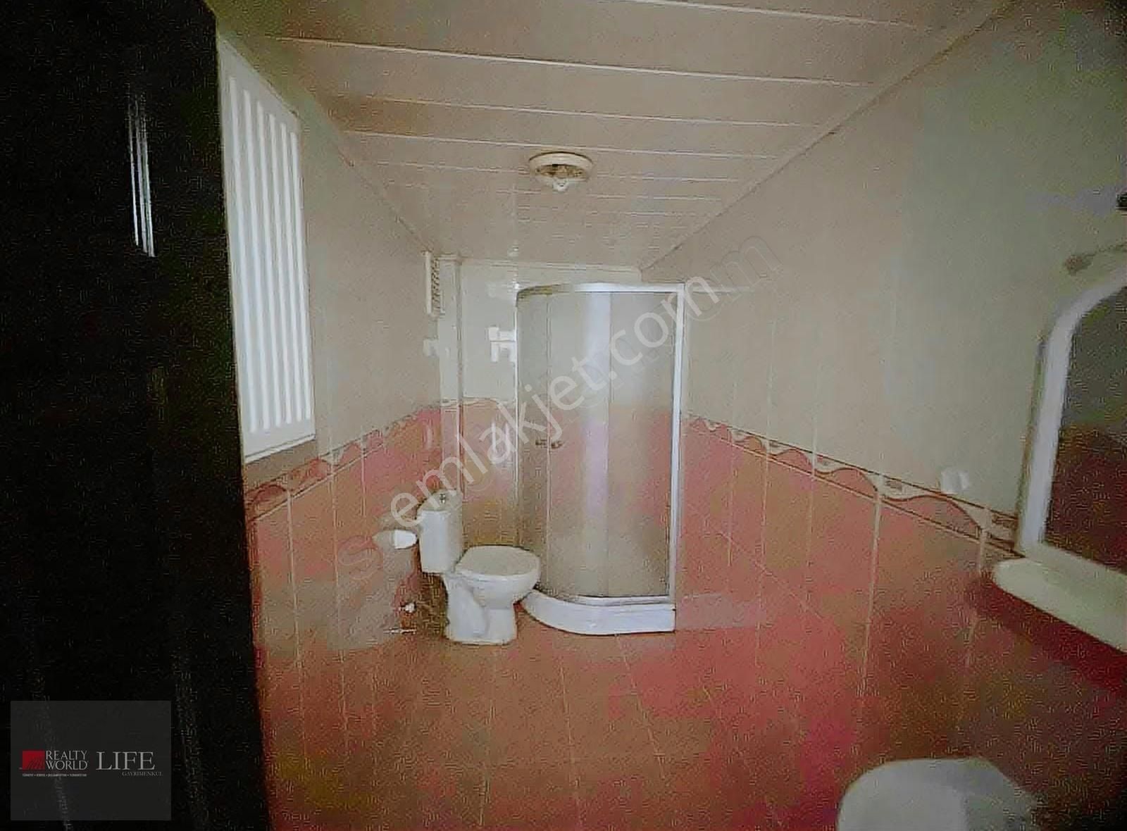 Rw Lıfe// Yenibağlar Mah Ayrı Mutfak Satılık 1+1 Daire - Görsel 2