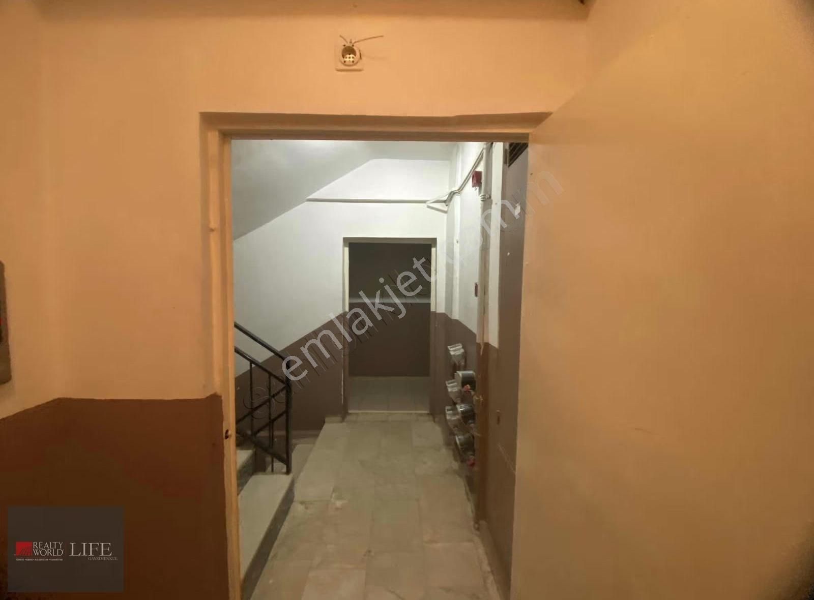 Rw Lıfe// Yenibağlar Mah Ayrı Mutfak Satılık 1+1 Daire - Görsel 7