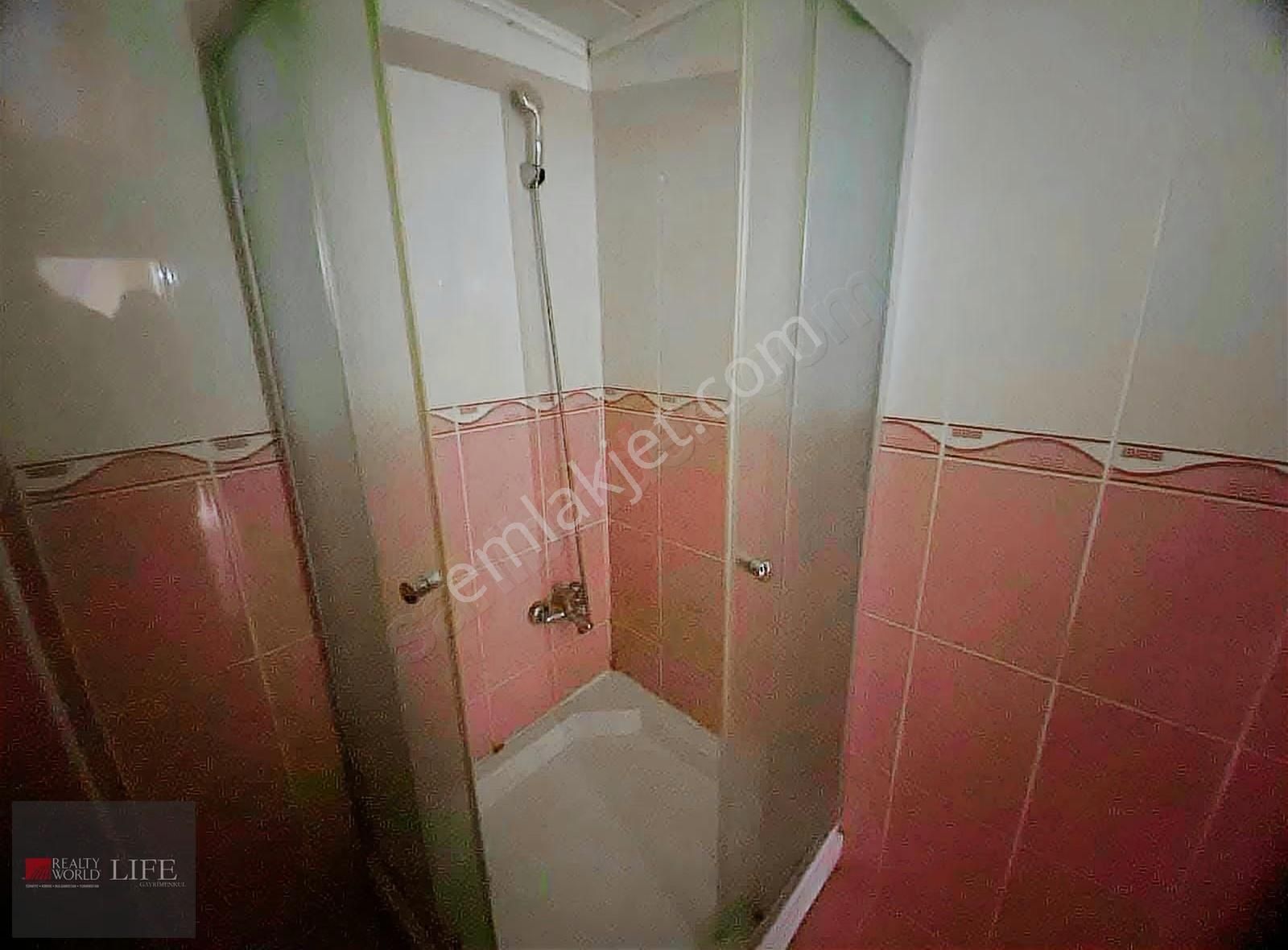 Rw Lıfe// Yenibağlar Mah Ayrı Mutfak Satılık 1+1 Daire - Görsel 29