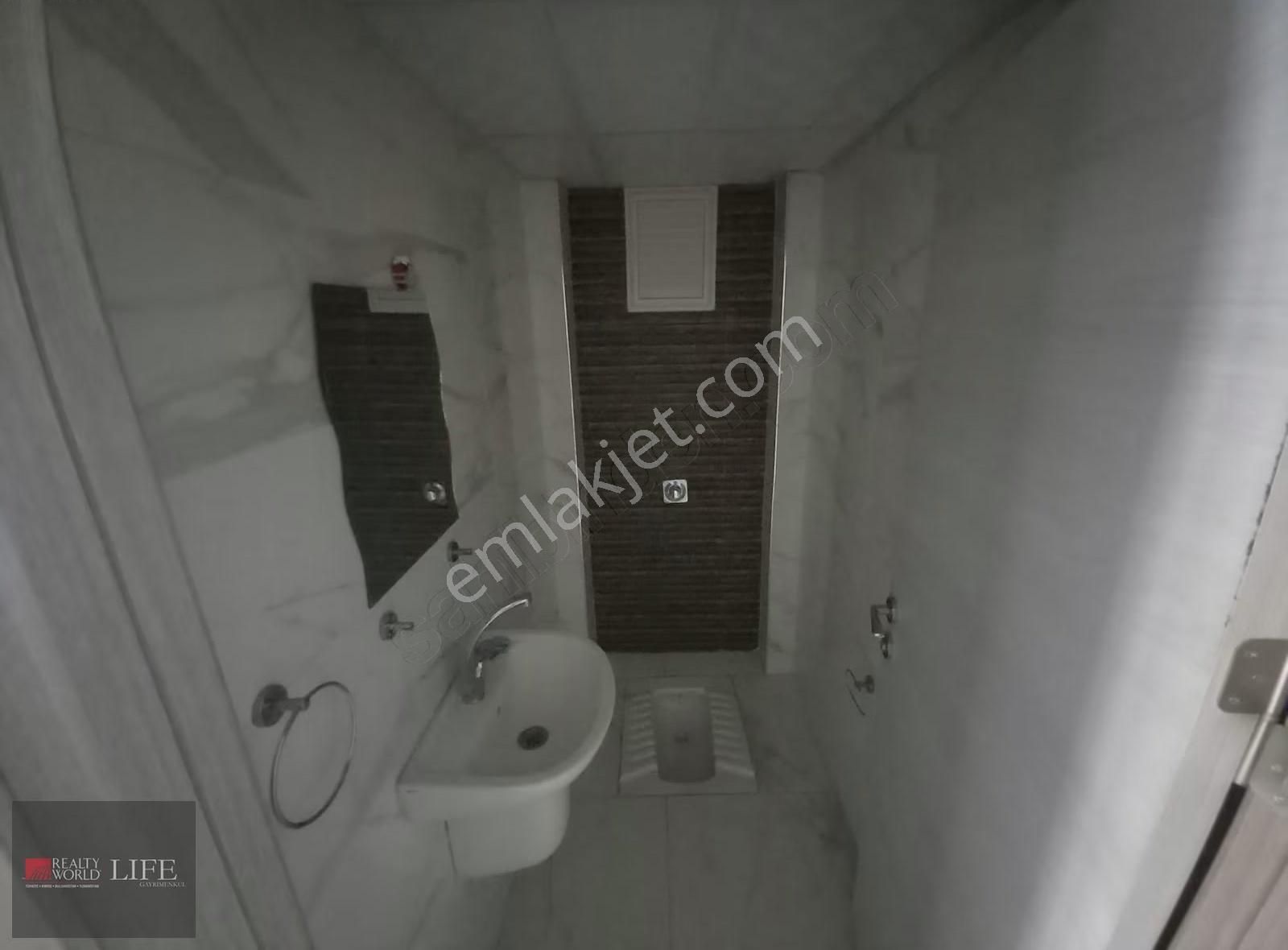 Rw Lıfe // Emek Mahallesinde Ercanlar Sokakta 2+1 Kiralık Daire - Görsel 19