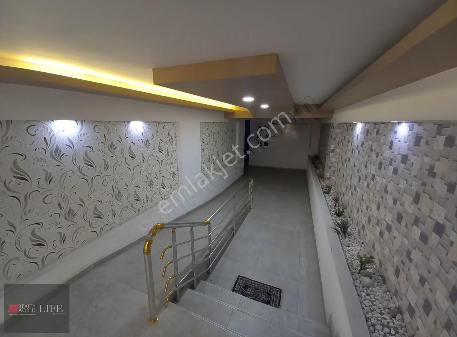 Rw Lıfe // Emek Mahallesinde Ercanlar Sokakta 2+1 Kiralık Daire - Görsel 11