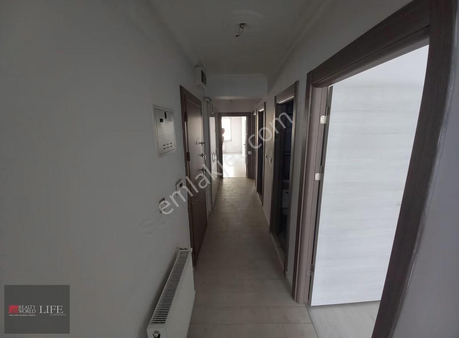 Rw Lıfe // Emek Mahallesinde Ercanlar Sokakta 2+1 Kiralık Daire - Görsel 28