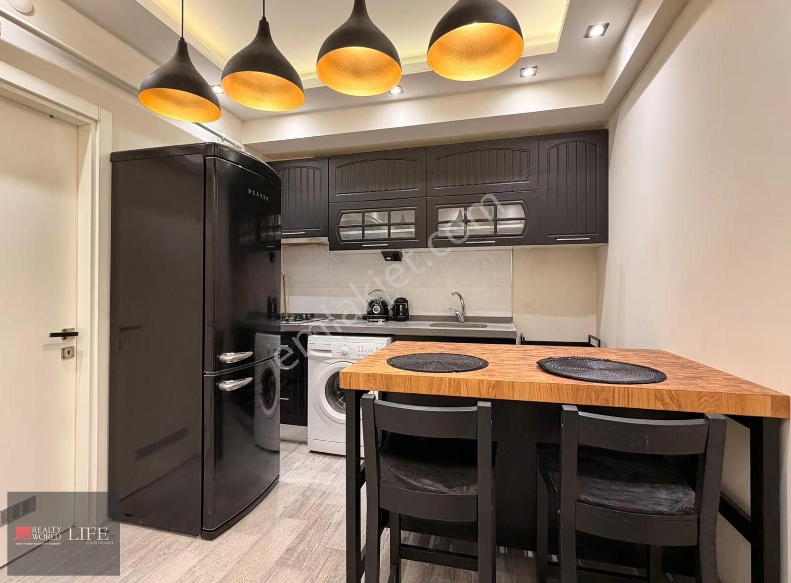 Rw Lıfe // Yenibağlar Mh. Pera Suıt Sıfır Eşyalı Lüks Daire - Görsel 8