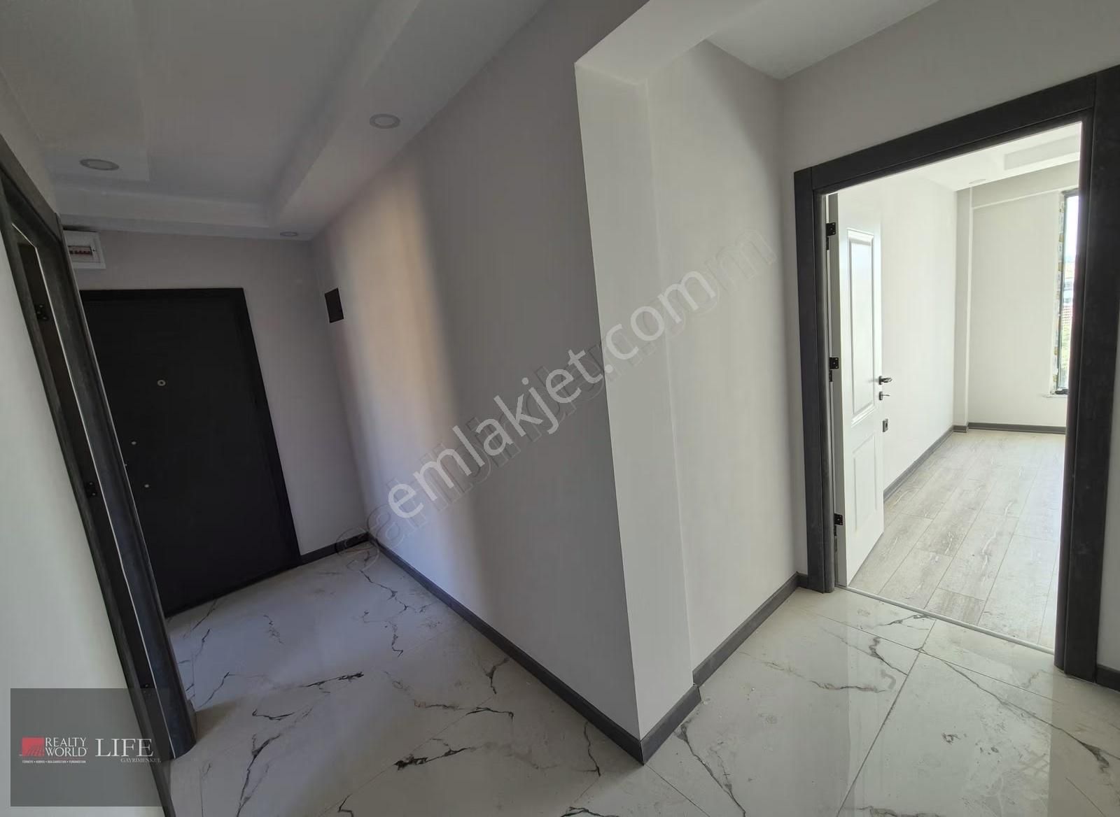 Rw Lıfe//sütlüce Ayrı Mutfak Asansör K.garajlı Satılık 1+1 Daire - Görsel 6