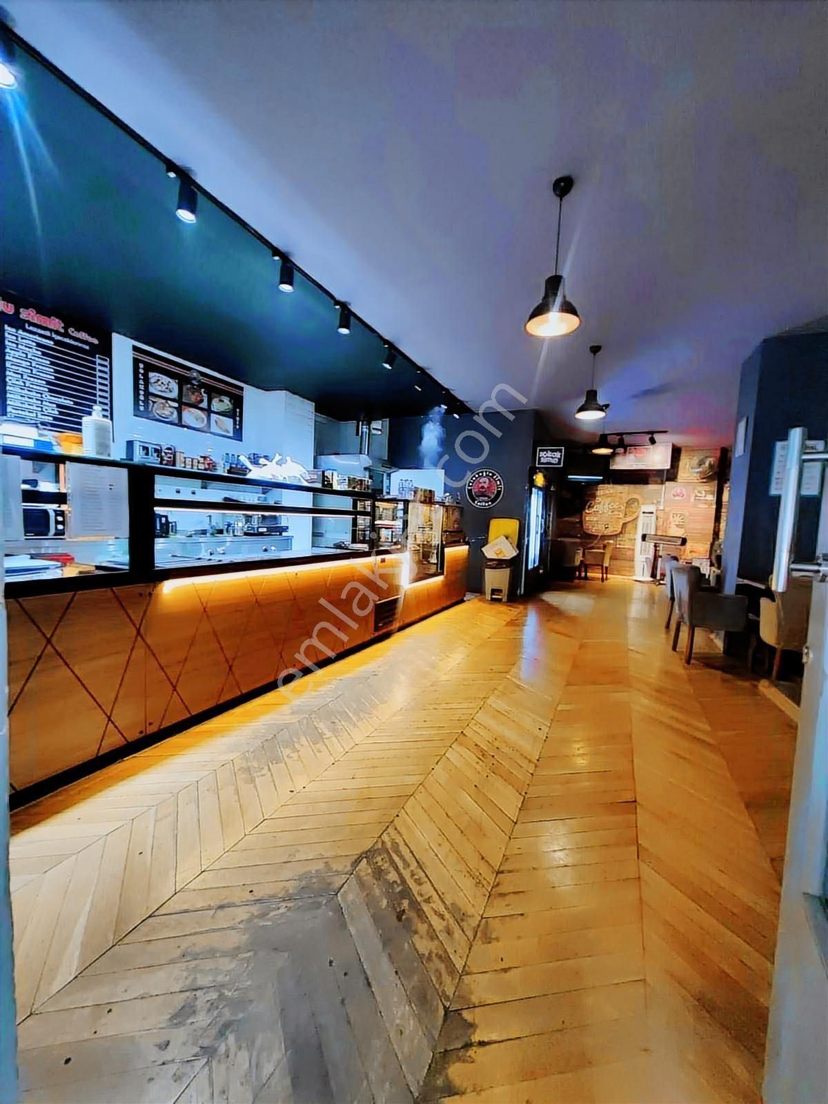 Bağcılar Güneşli Gülbahar Caddesinde Devren Kiralık Simit Cafe - Görsel 4