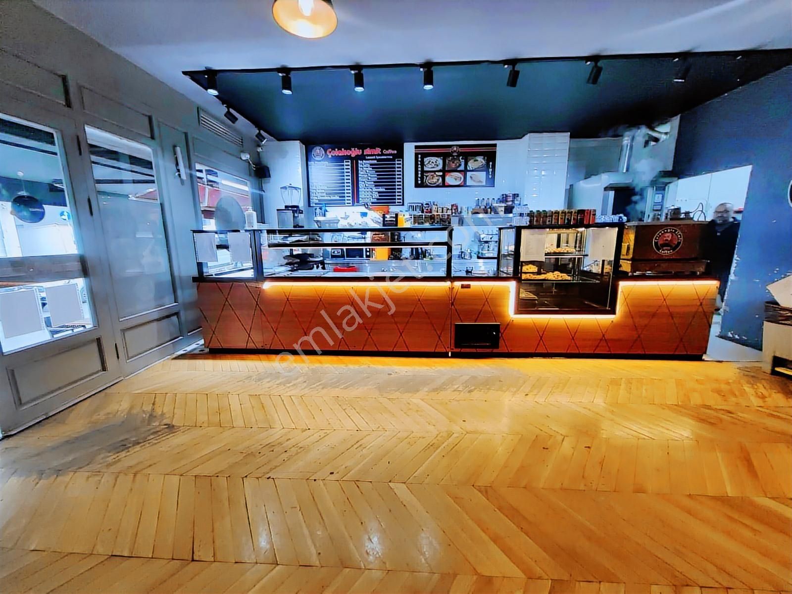 Bağcılar Güneşli Gülbahar Caddesinde Devren Kiralık Simit Cafe - Görsel 13