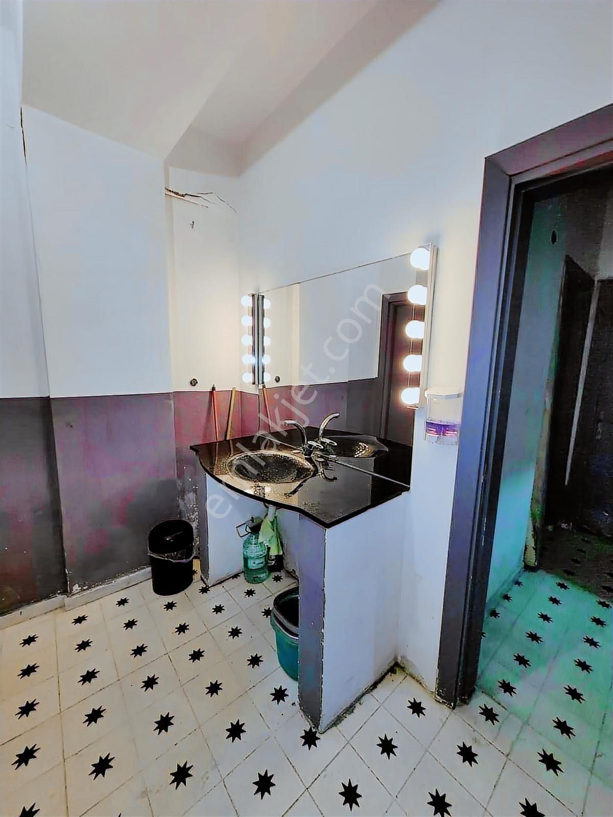 Bağcılar Güneşli Gülbahar Caddesinde Devren Kiralık Simit Cafe - Görsel 19