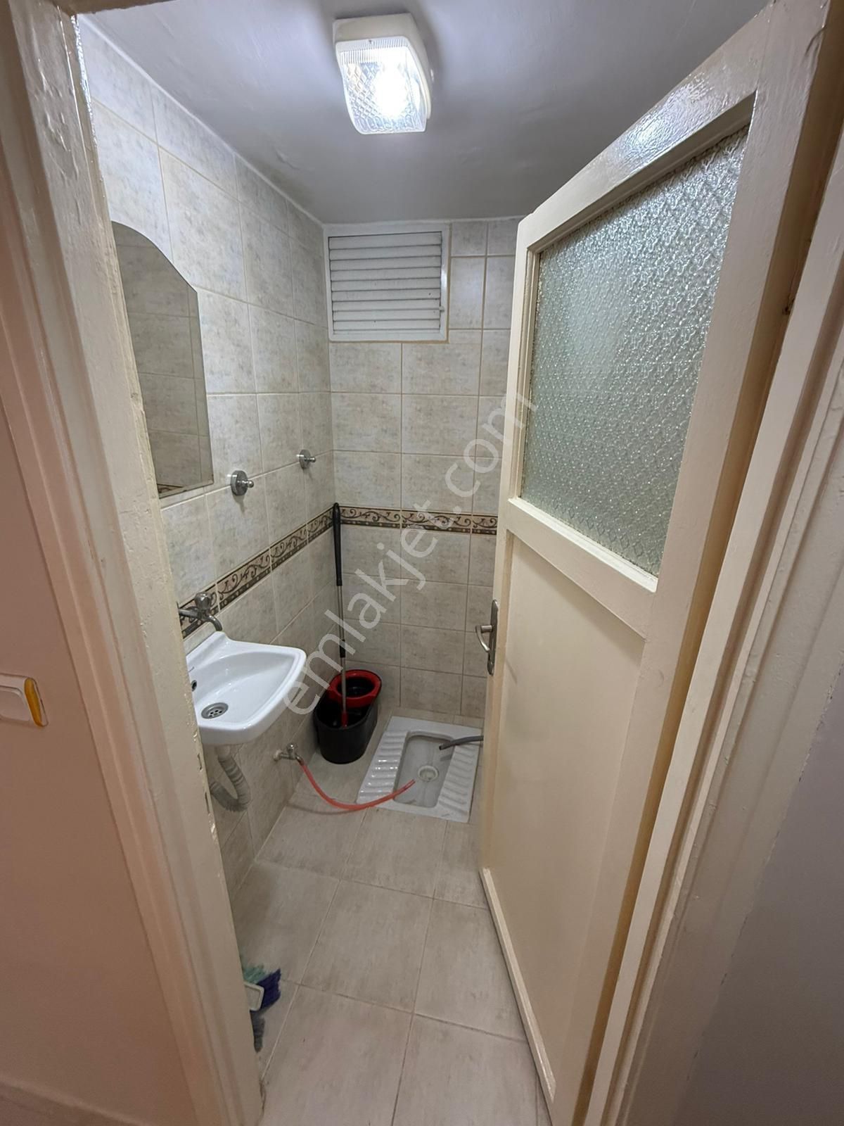 Efka Gayrimenkulden Yenibosnada Kiralık 130 M2 3+1 Eşyalı Daire - Görsel 13