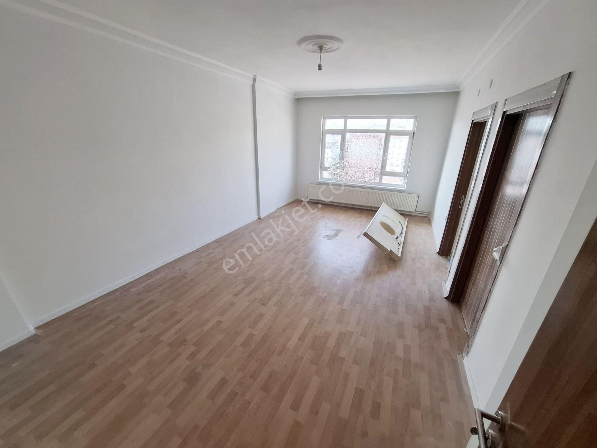 Şehir Has. Yakını Cadde Üstü 3+1 Masrafsız Mantolamalı Manzaralı - Görsel 2